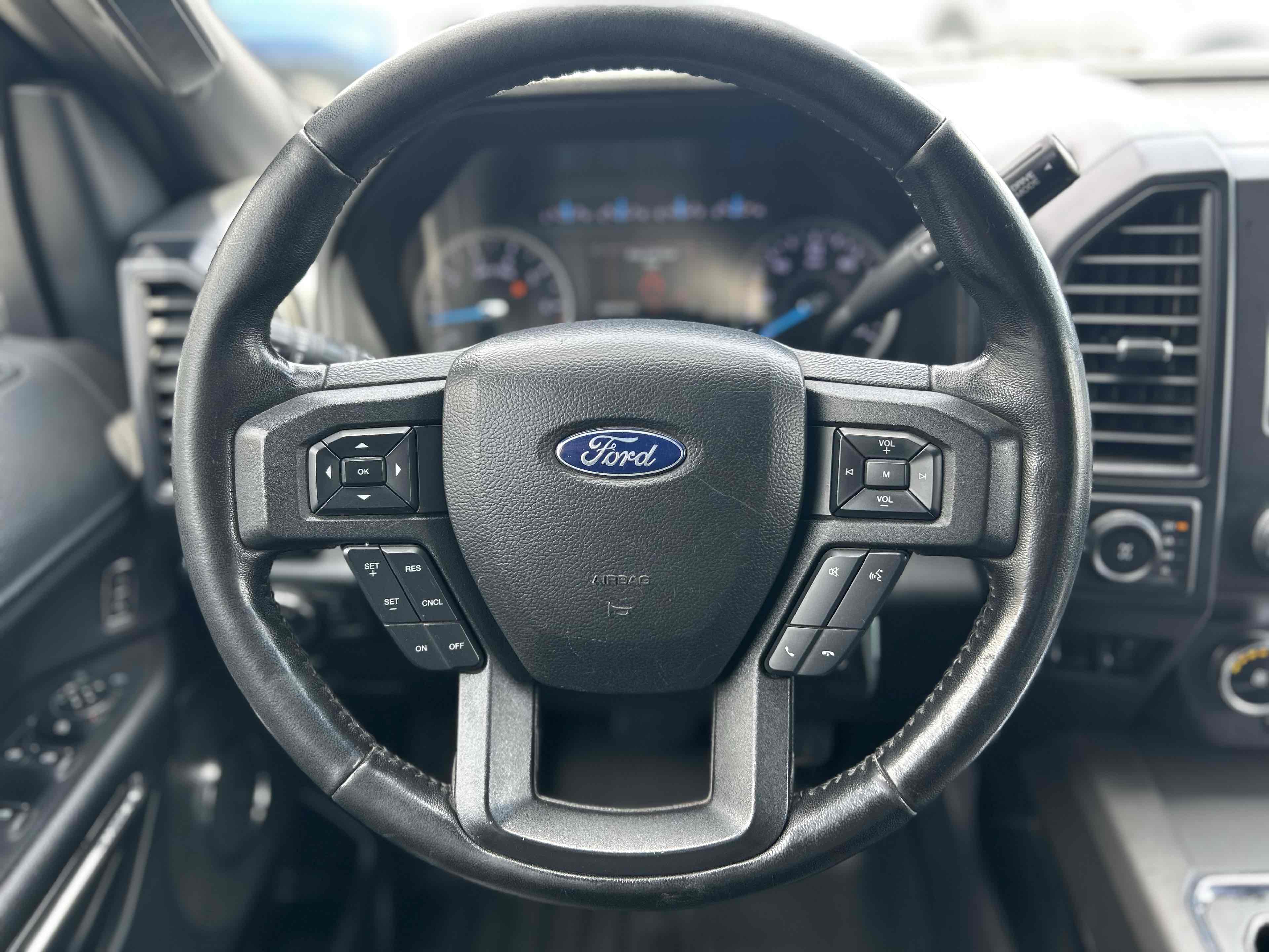 2020 Ford Expedition XL photo 17