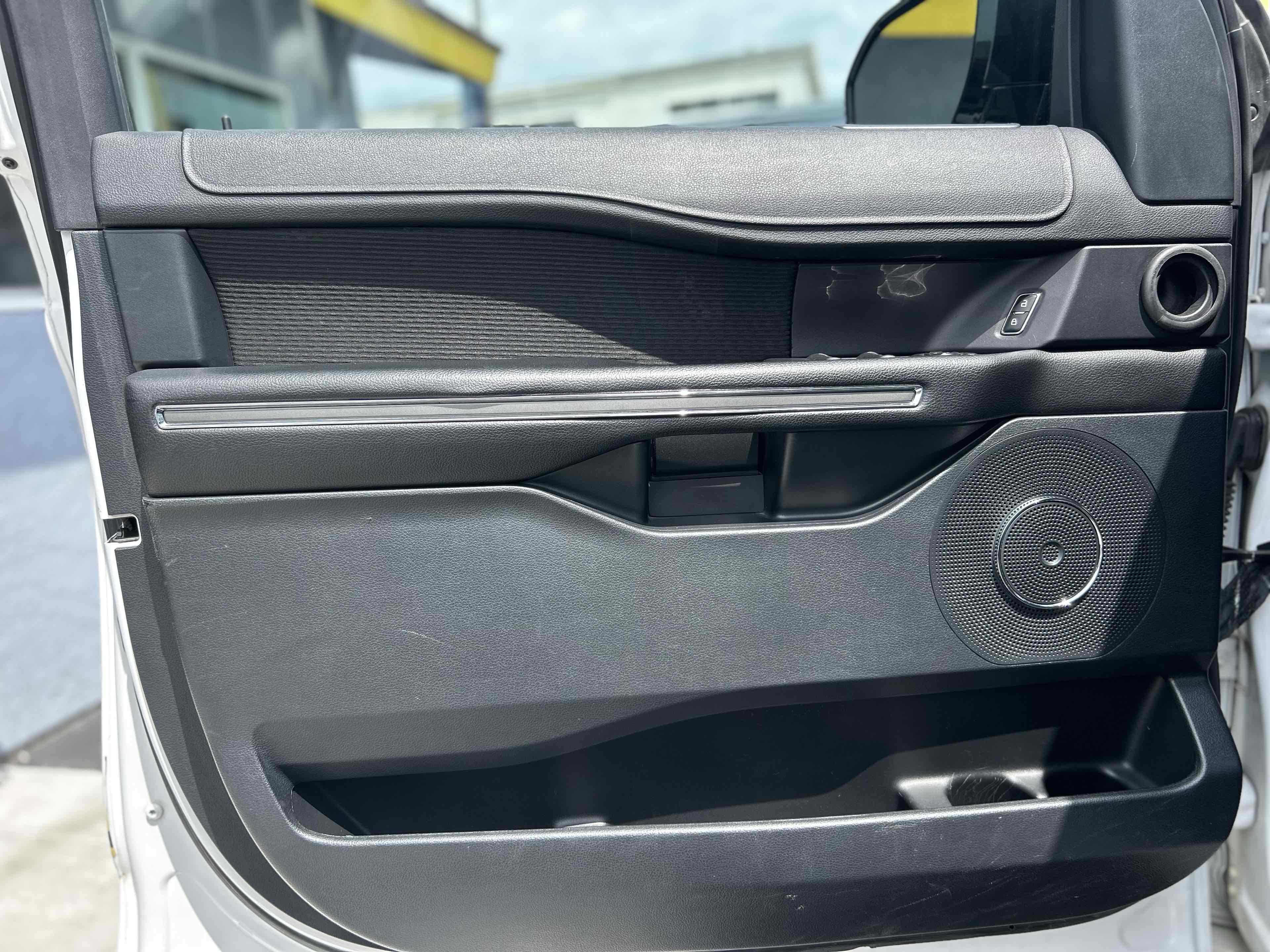 2020 Ford Expedition XL photo 23