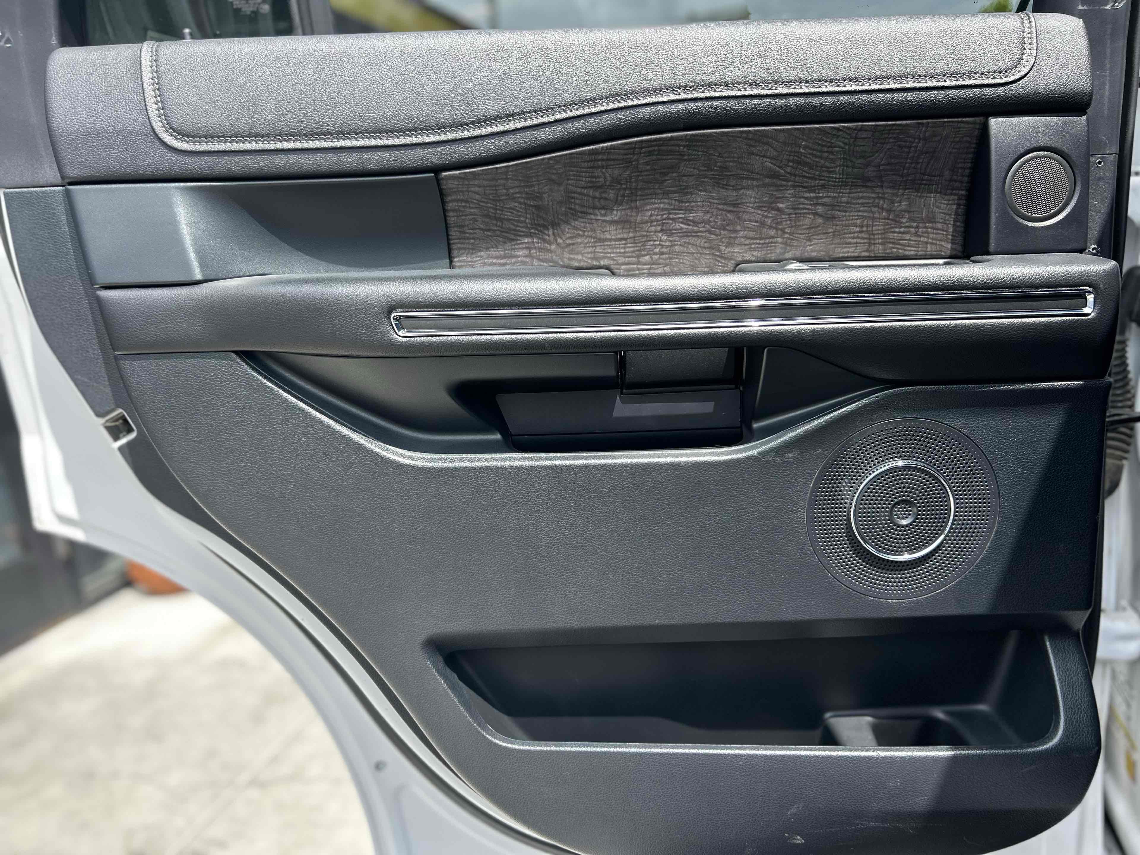 2020 Ford Expedition XL photo 24