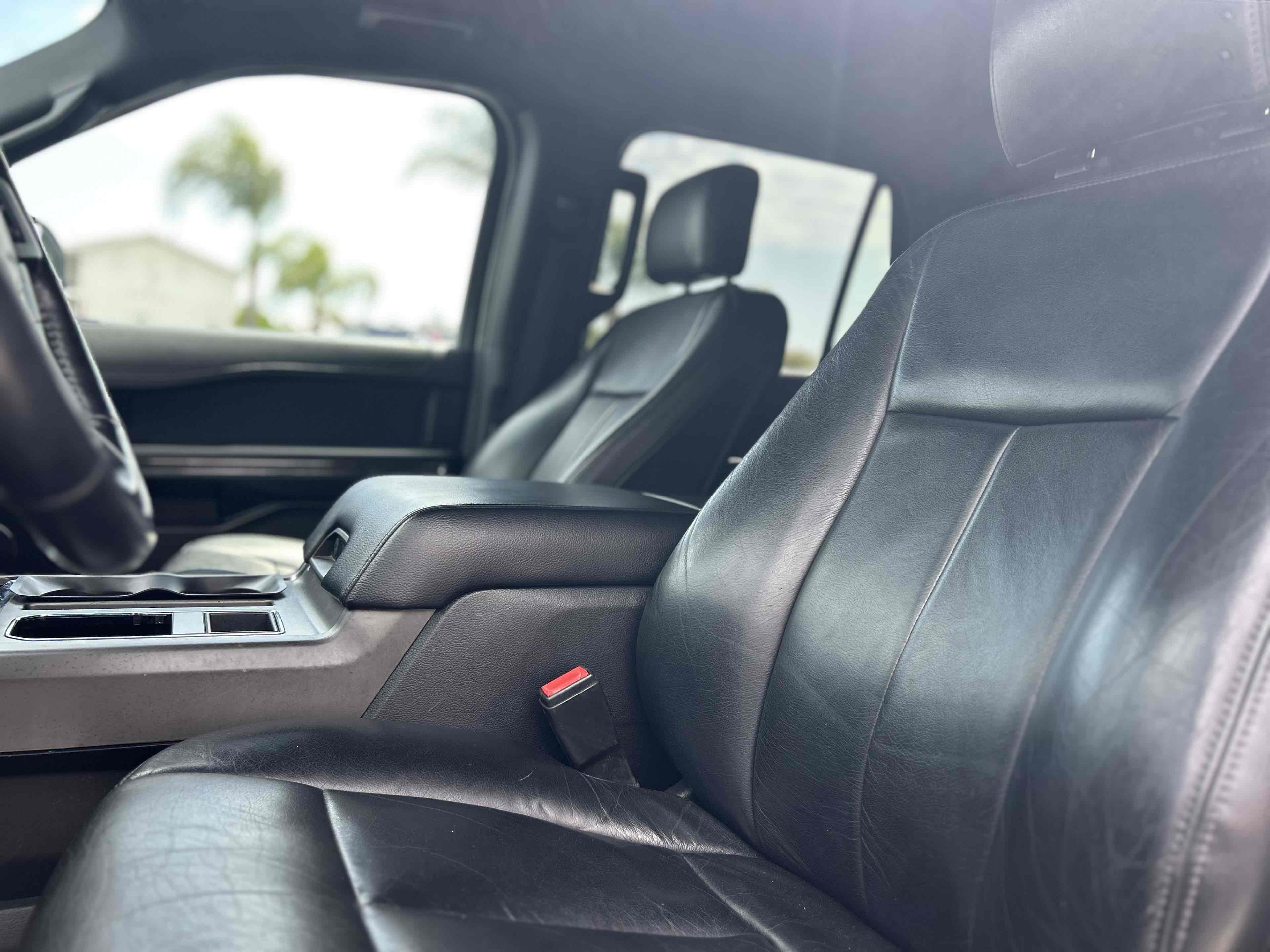 2020 Ford Expedition XL photo 12