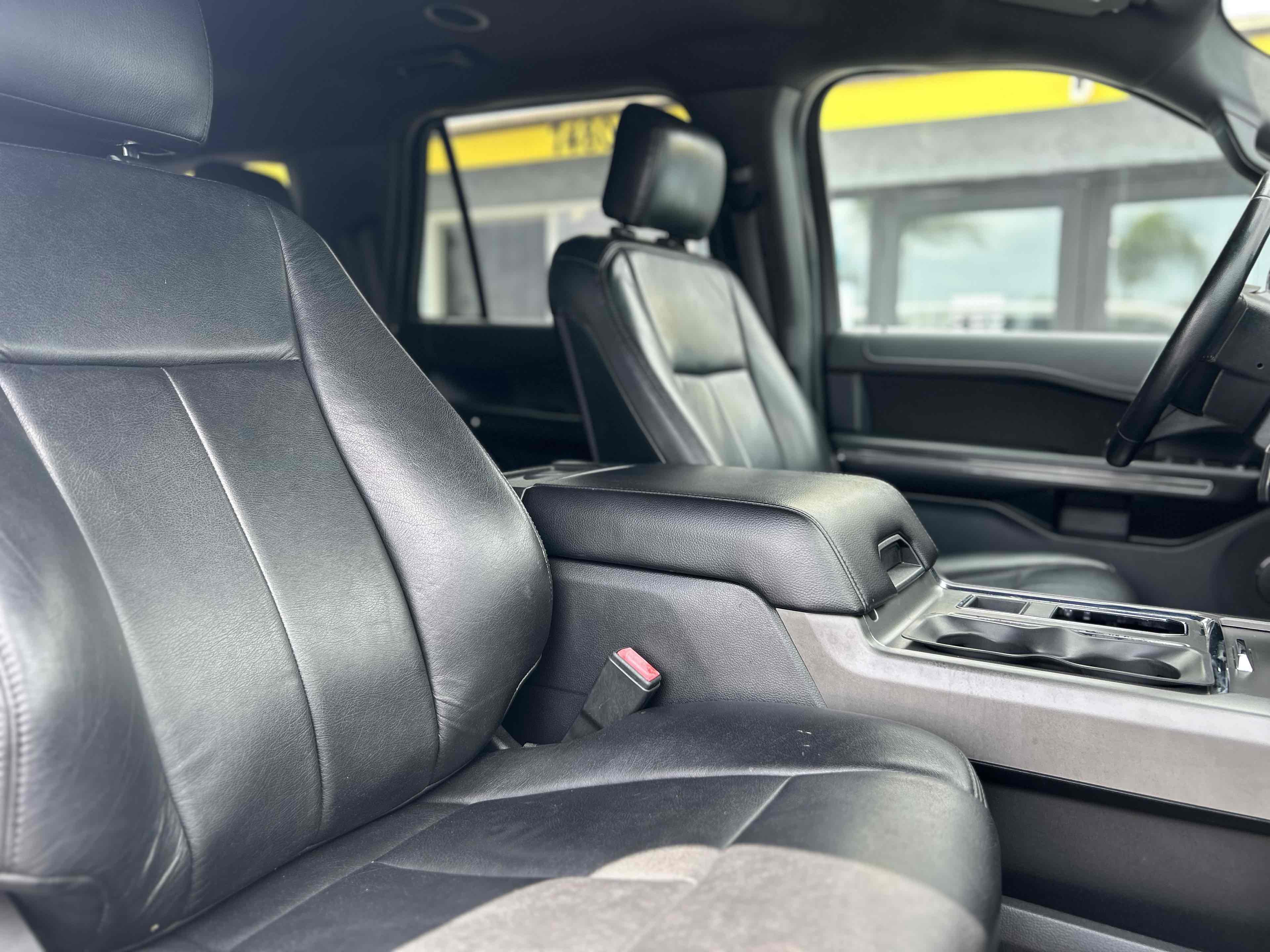 2020 Ford Expedition XL photo 15