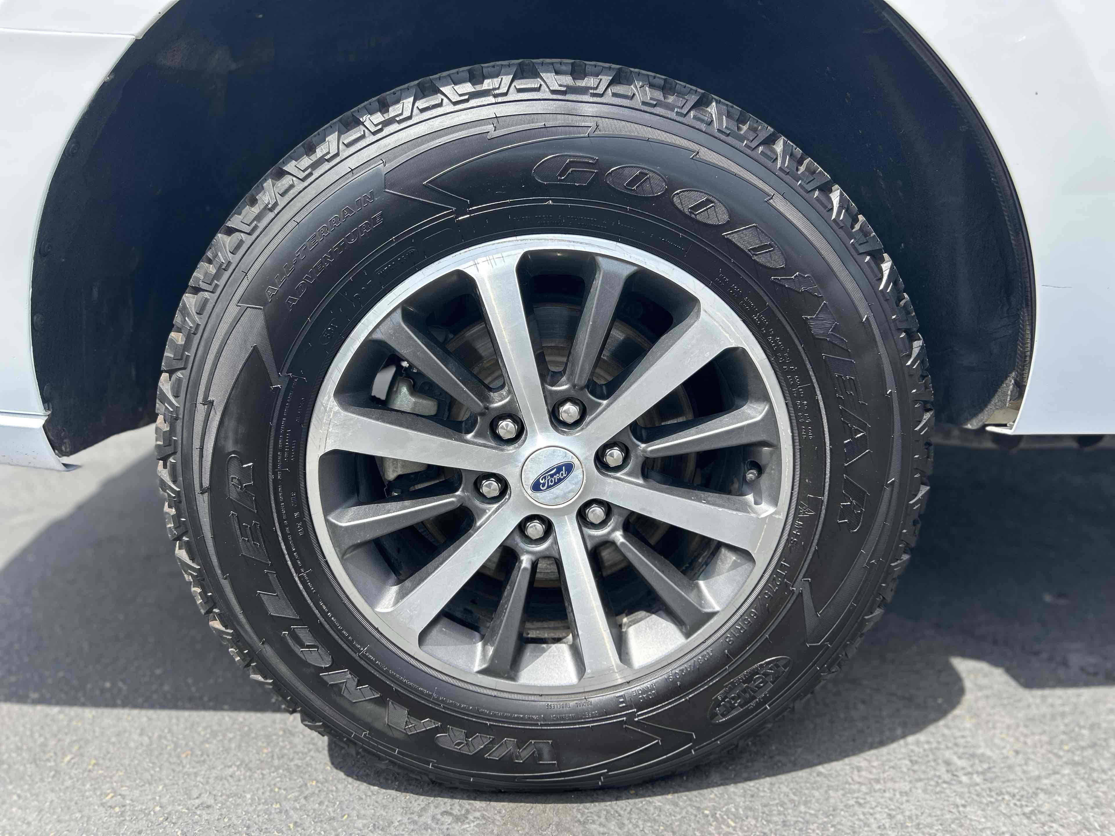 2020 Ford Expedition XL photo 29
