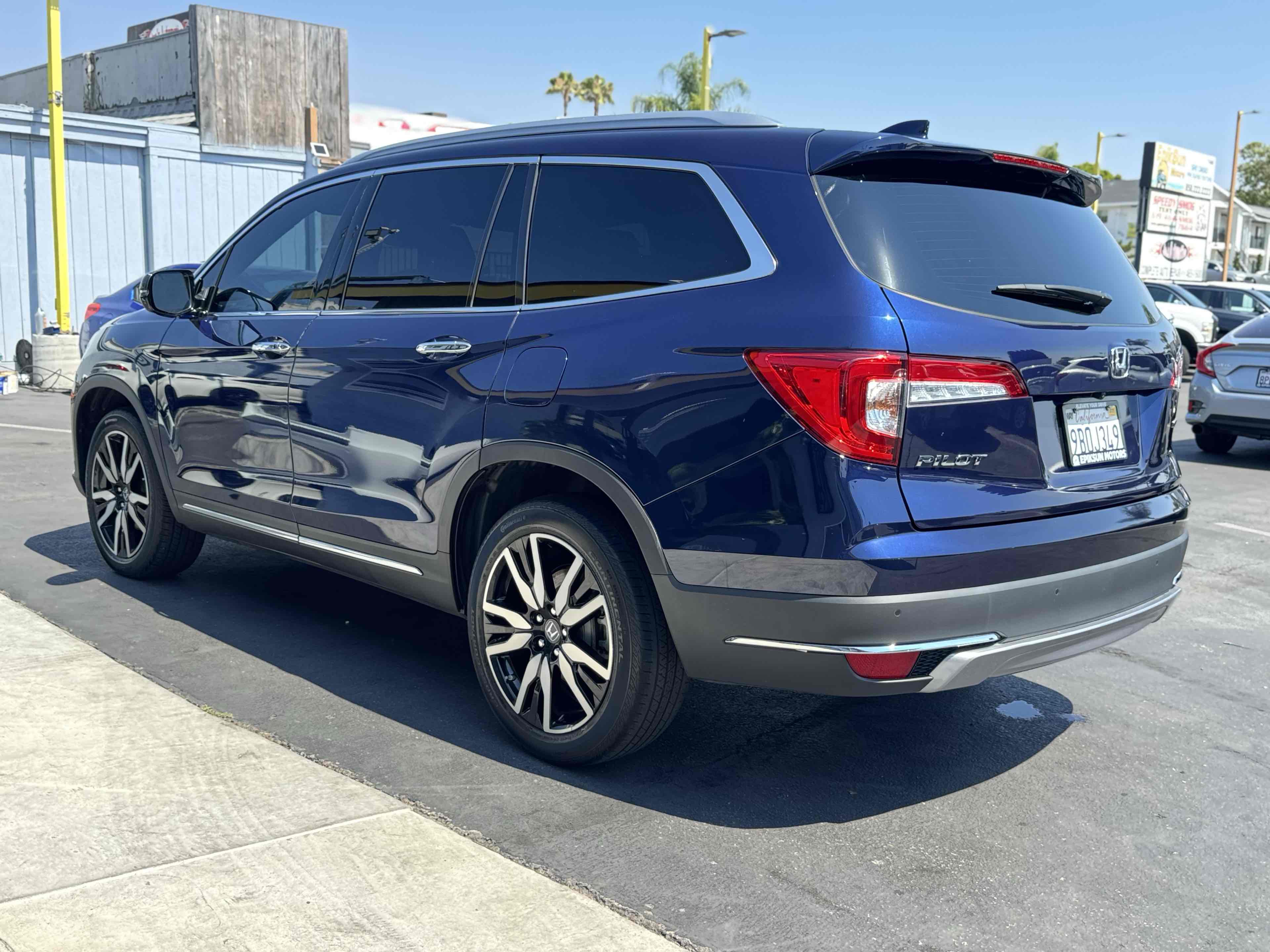2022 Honda Pilot Touring photo 5