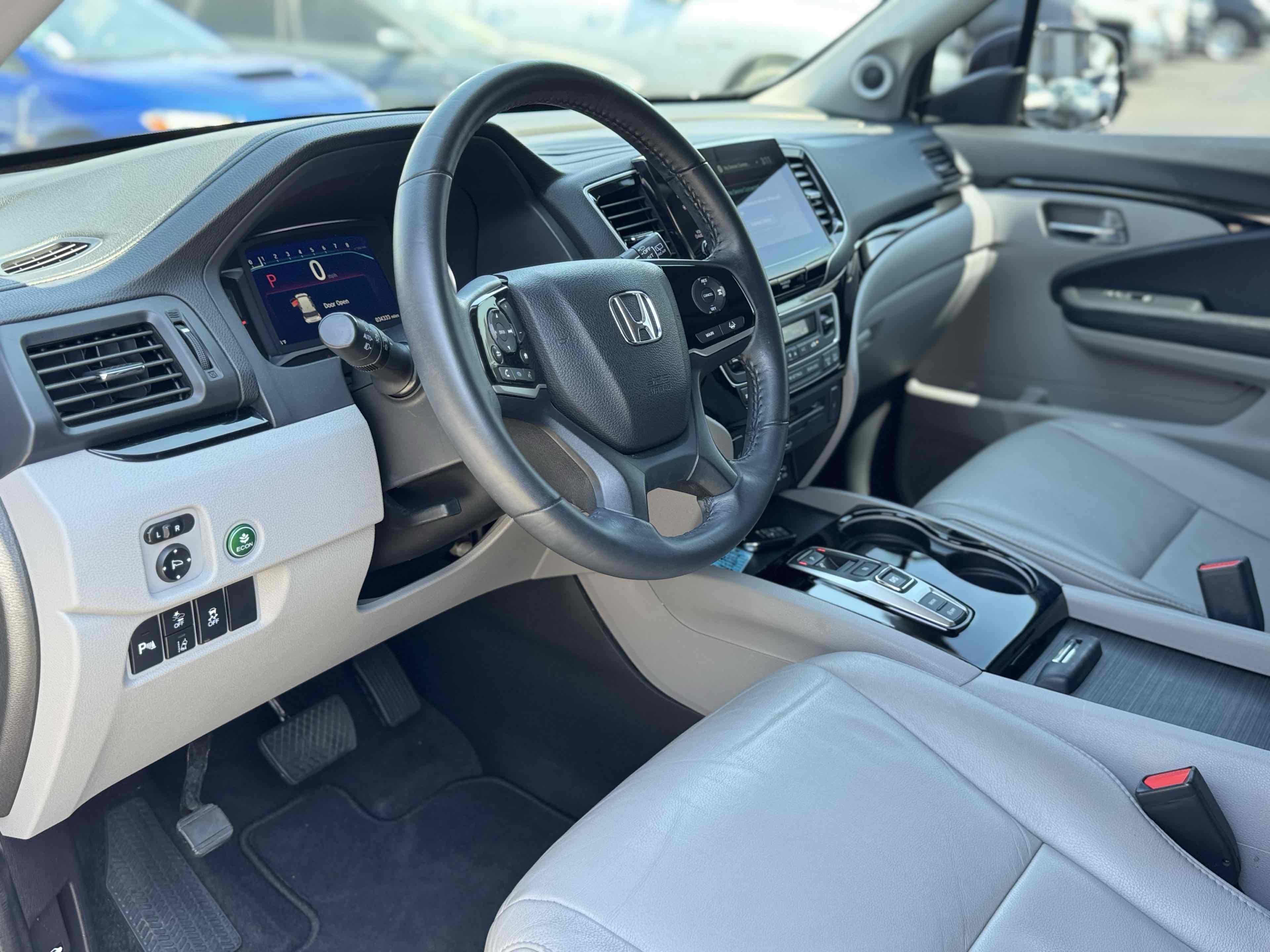 2022 Honda Pilot Touring photo 10