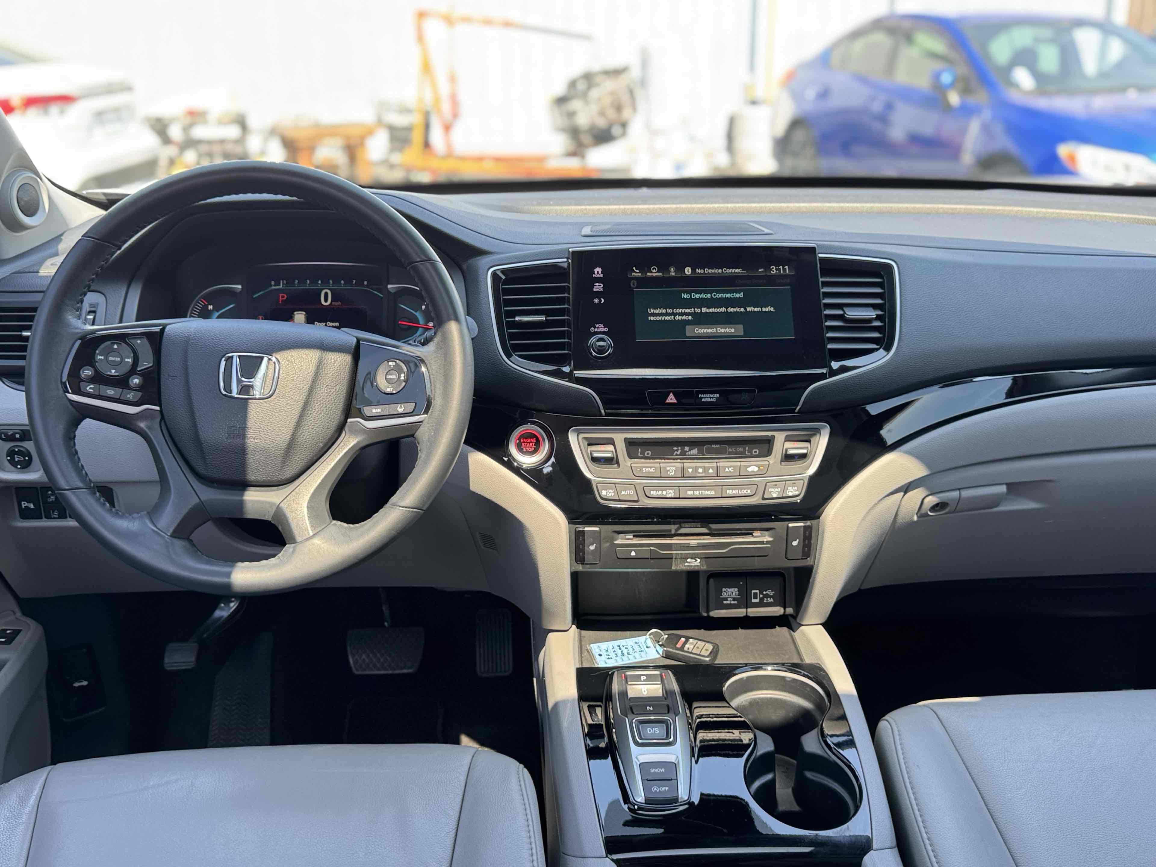 2022 Honda Pilot Touring photo 11