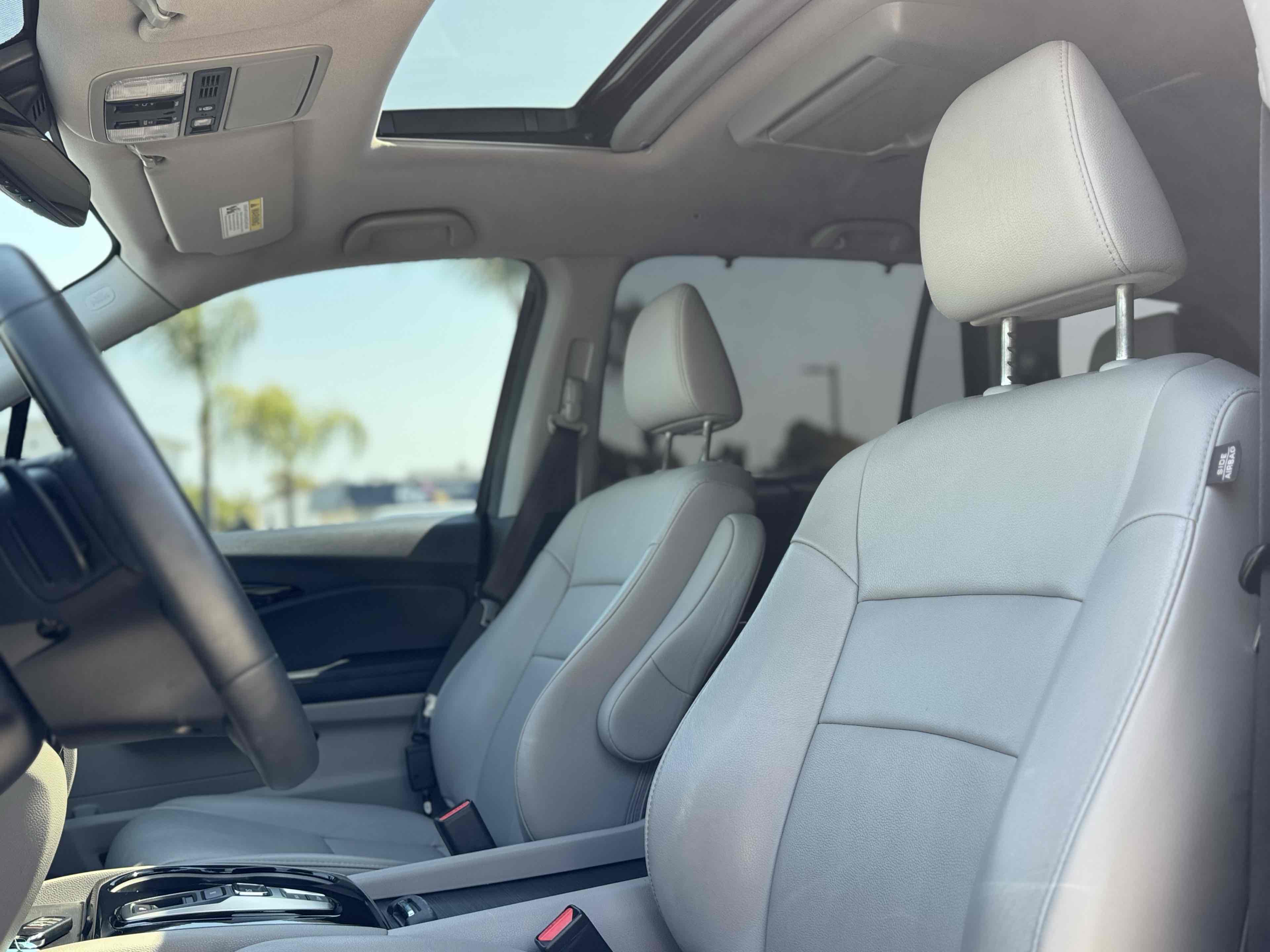 2022 Honda Pilot Touring photo 13