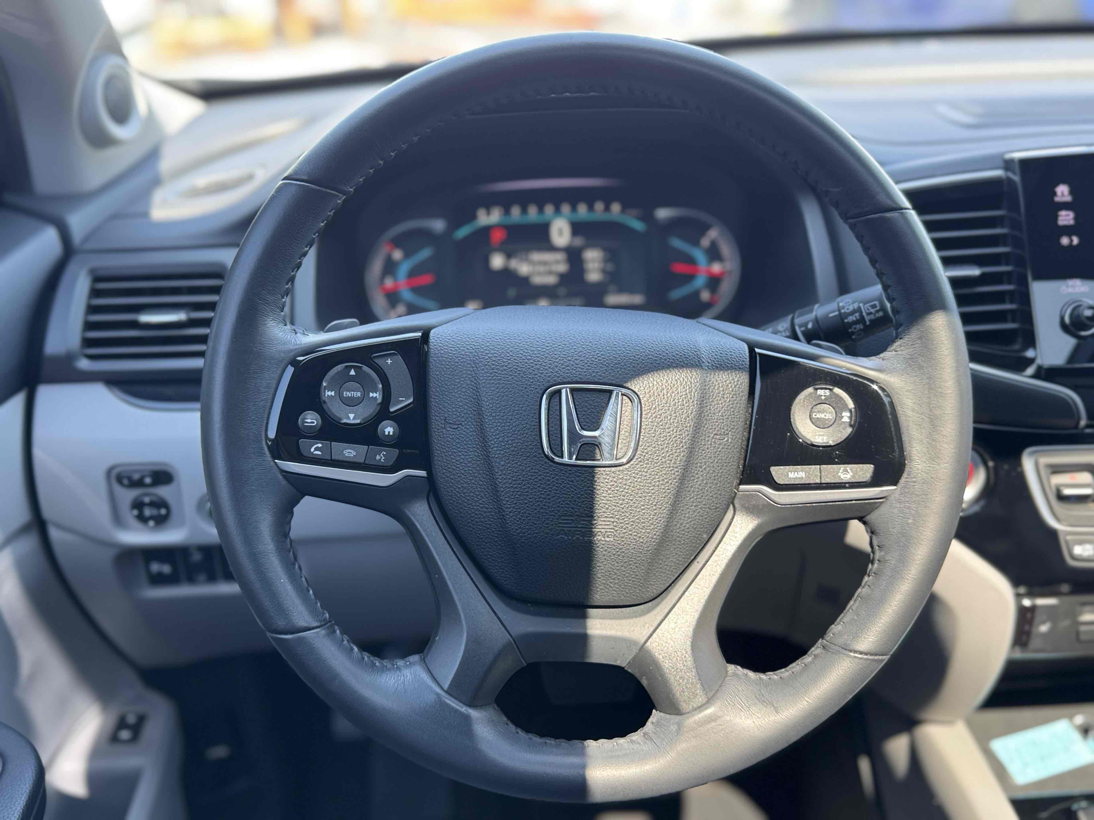 2022 Honda Pilot Touring photo 17