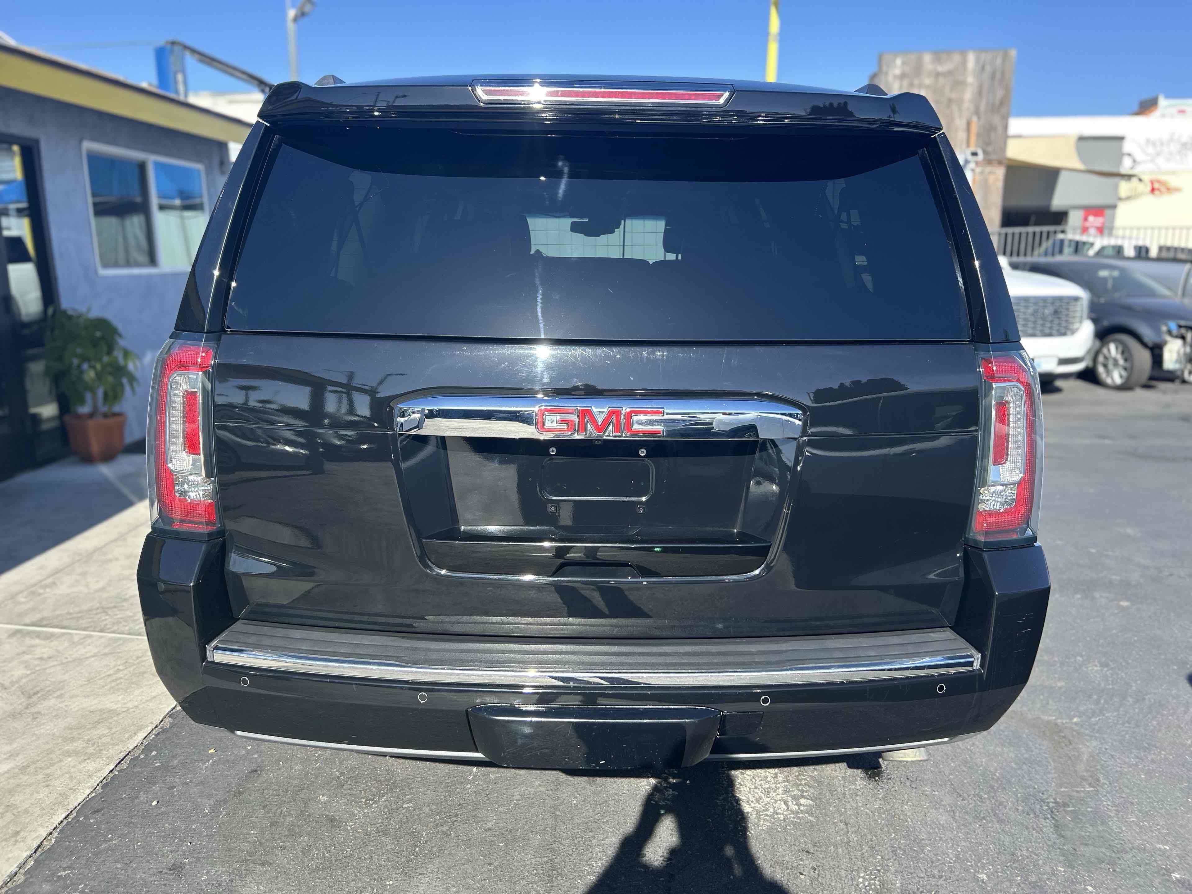 2017 Gmc Yukon XL Denali photo 4