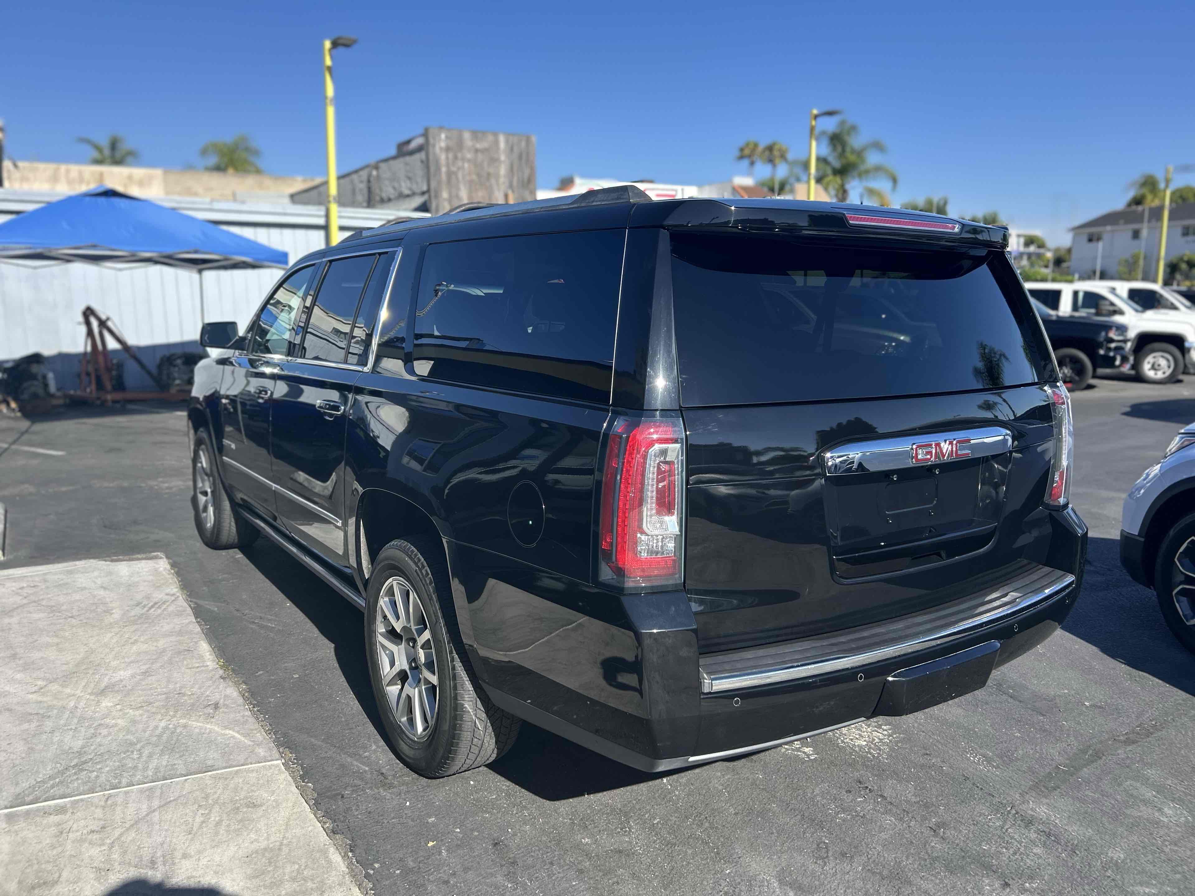 2017 Gmc Yukon XL Denali photo 5