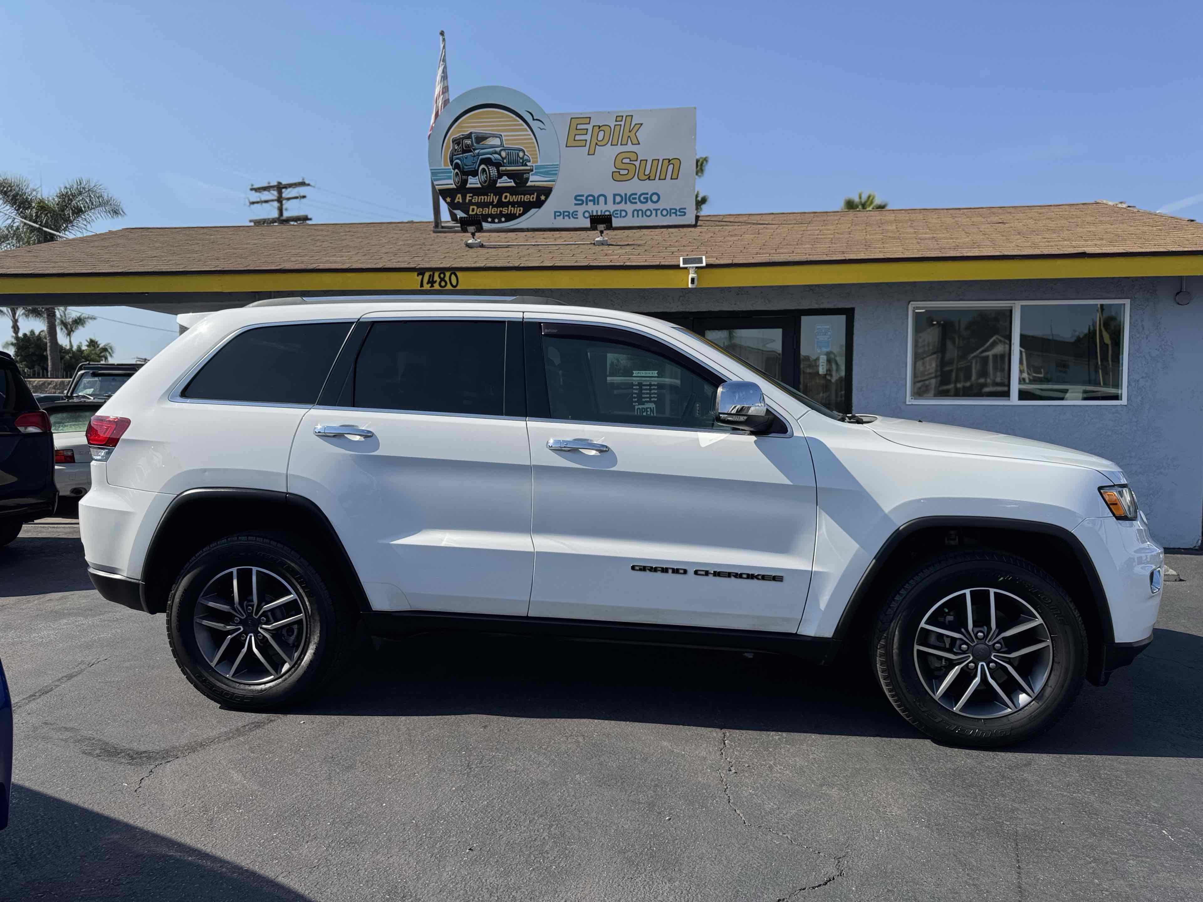 2020 Jeep Grand Cherokee Limited photo 4