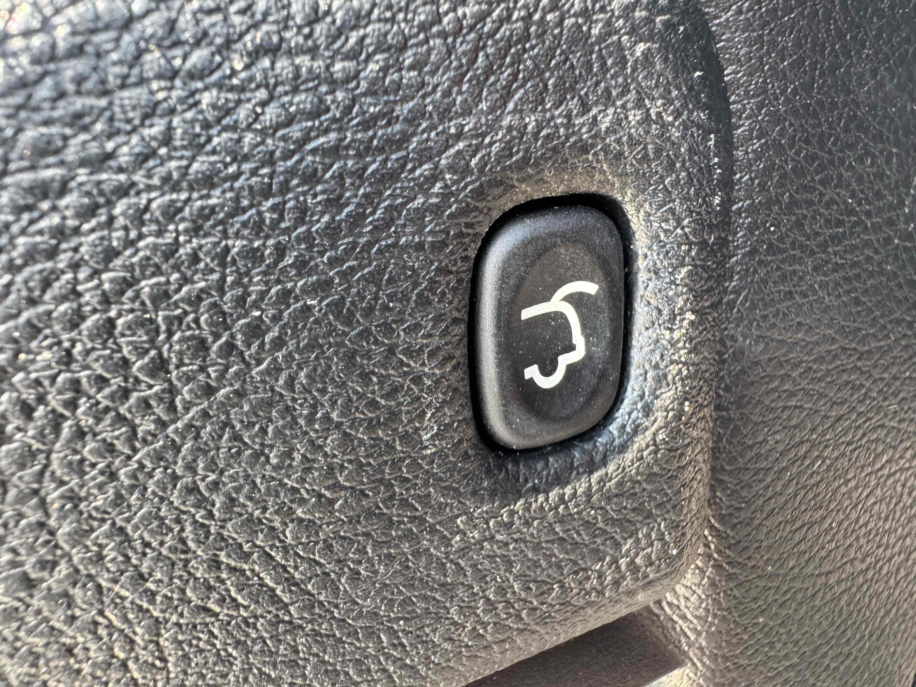 2020 Jeep Grand Cherokee Limited photo 9