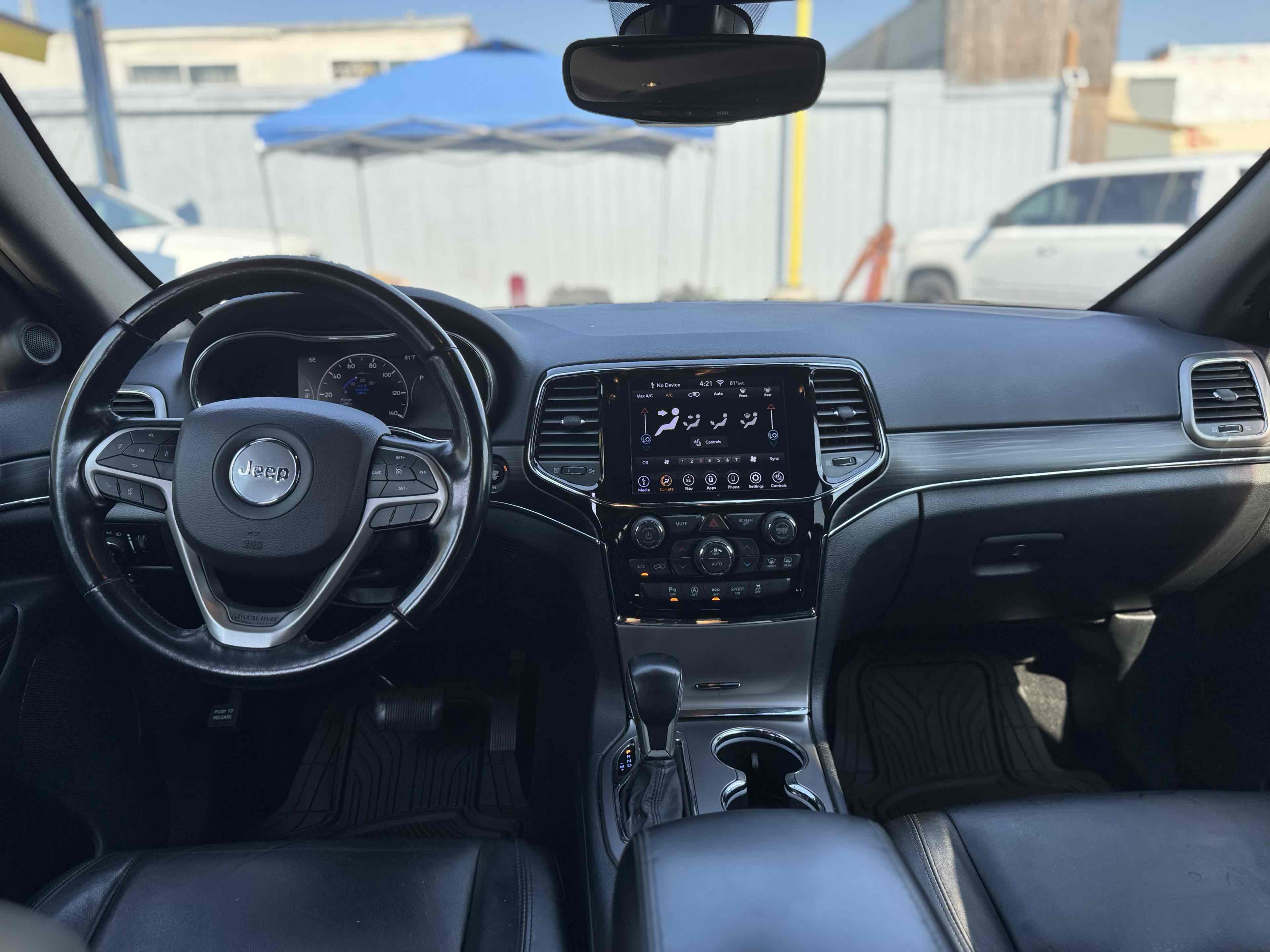 2020 Jeep Grand Cherokee Limited photo 12