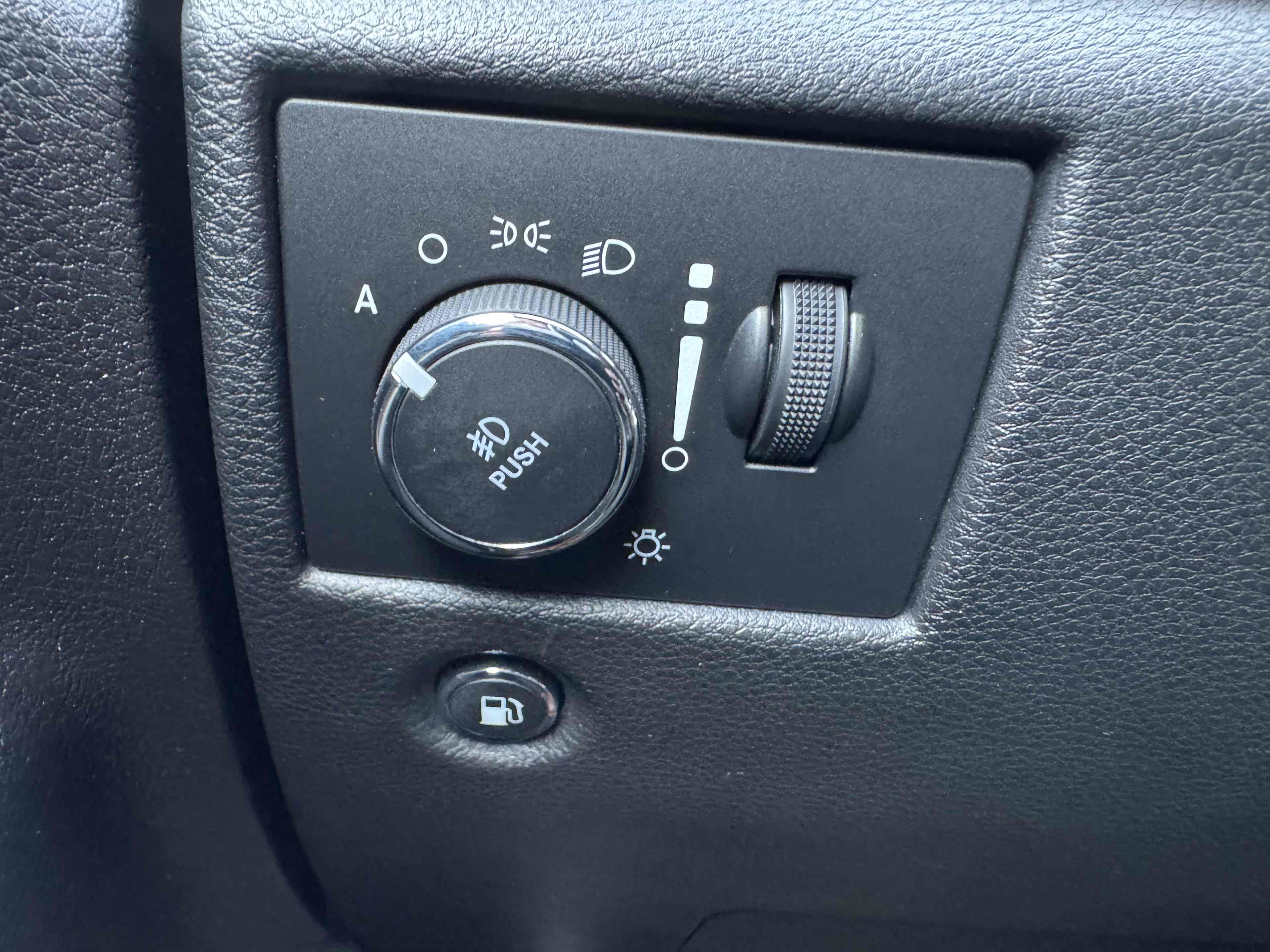 2020 Jeep Grand Cherokee Limited photo 27