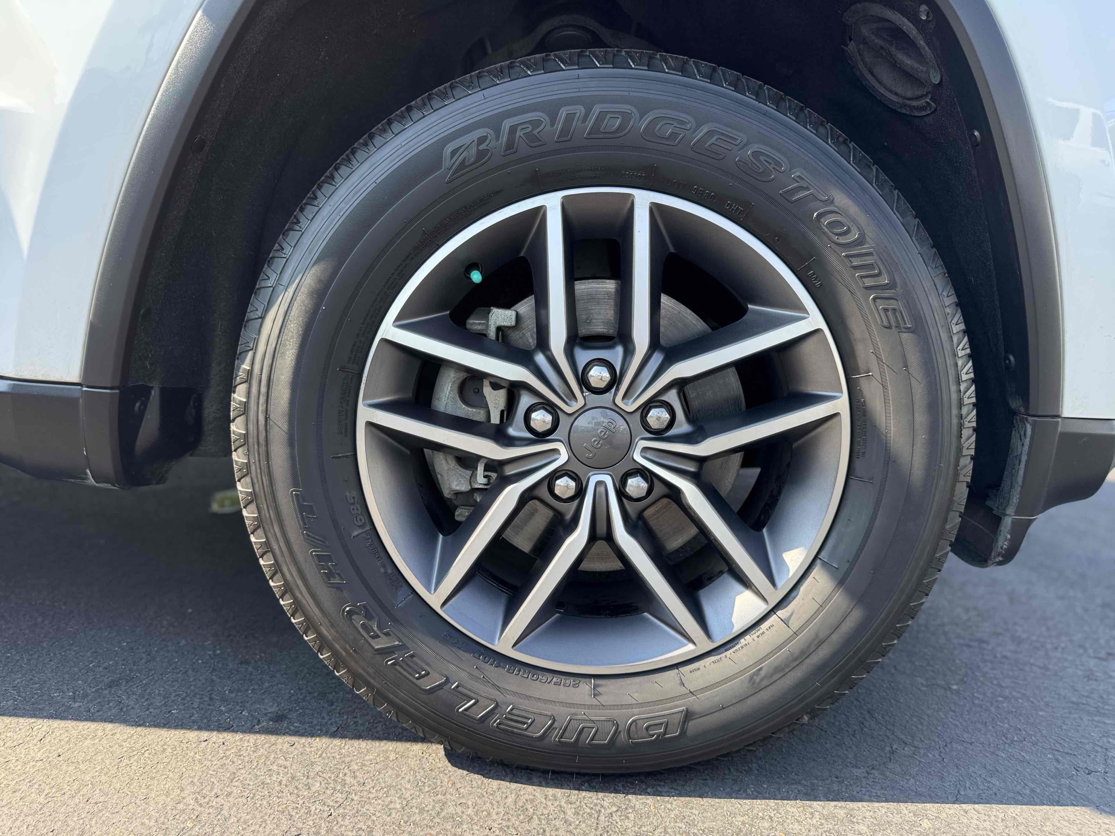 2020 Jeep Grand Cherokee Limited photo 37