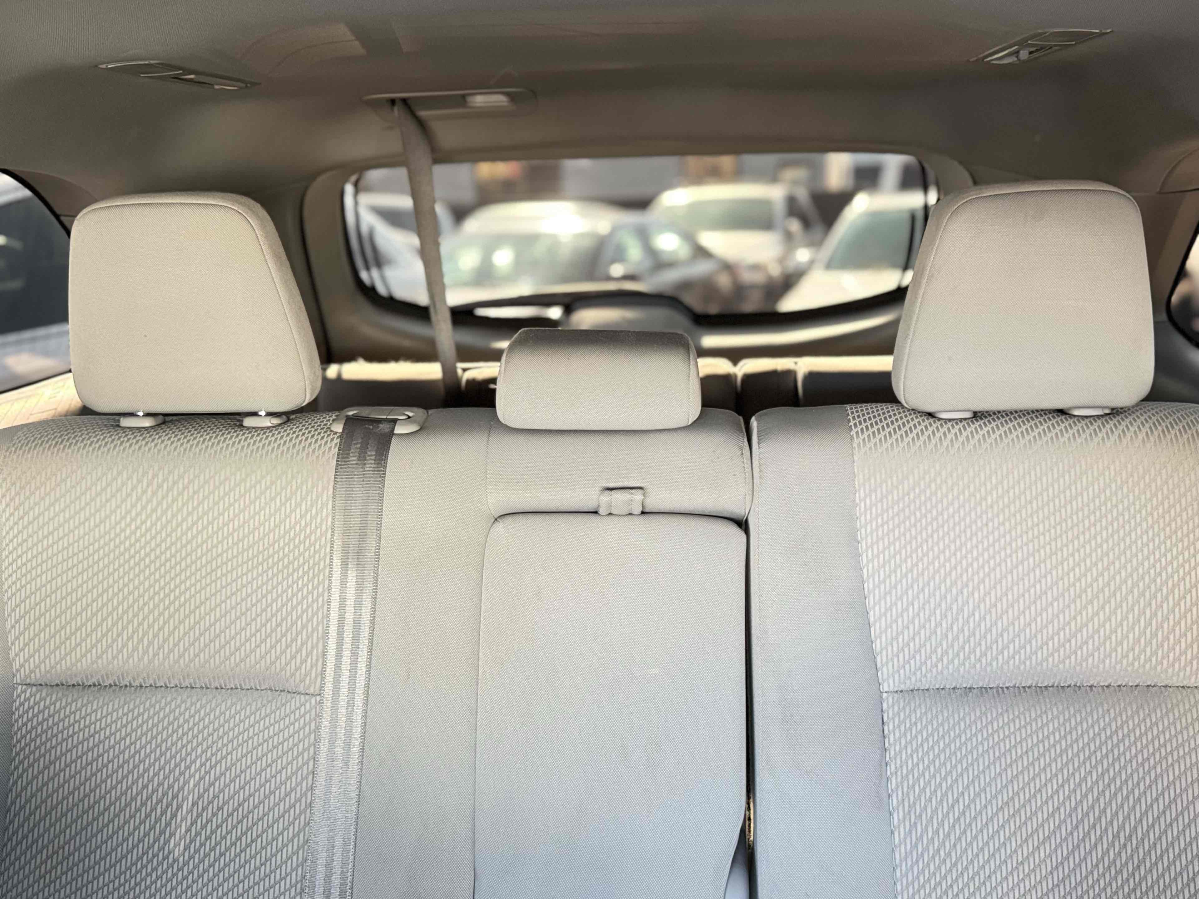 2017 Toyota Highlander LE photo 18