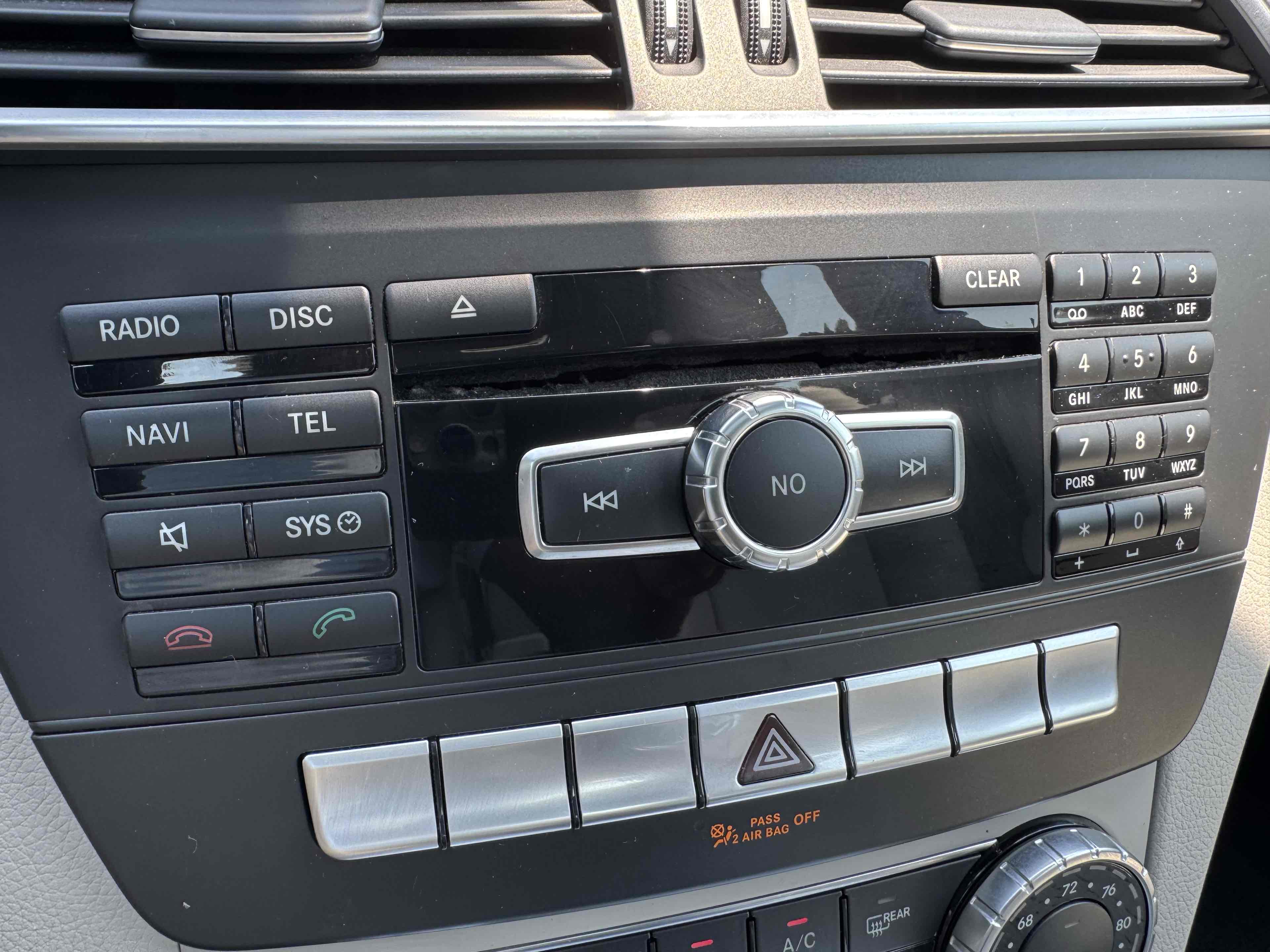 2013 Mercedes Benz C 250 Luxury Sedan photo 22