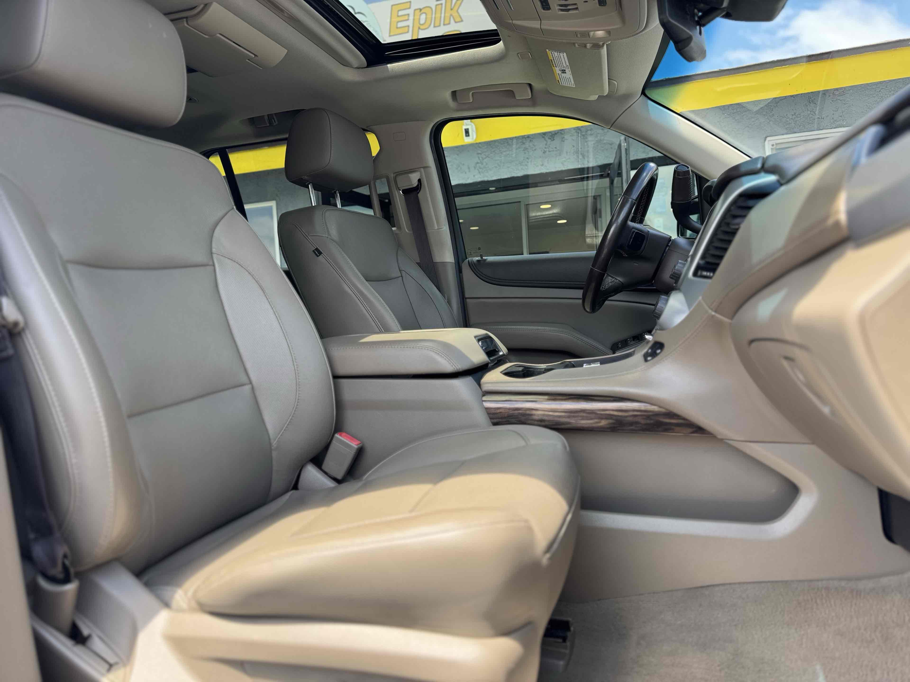 2019 Gmc Yukon SLT photo 17