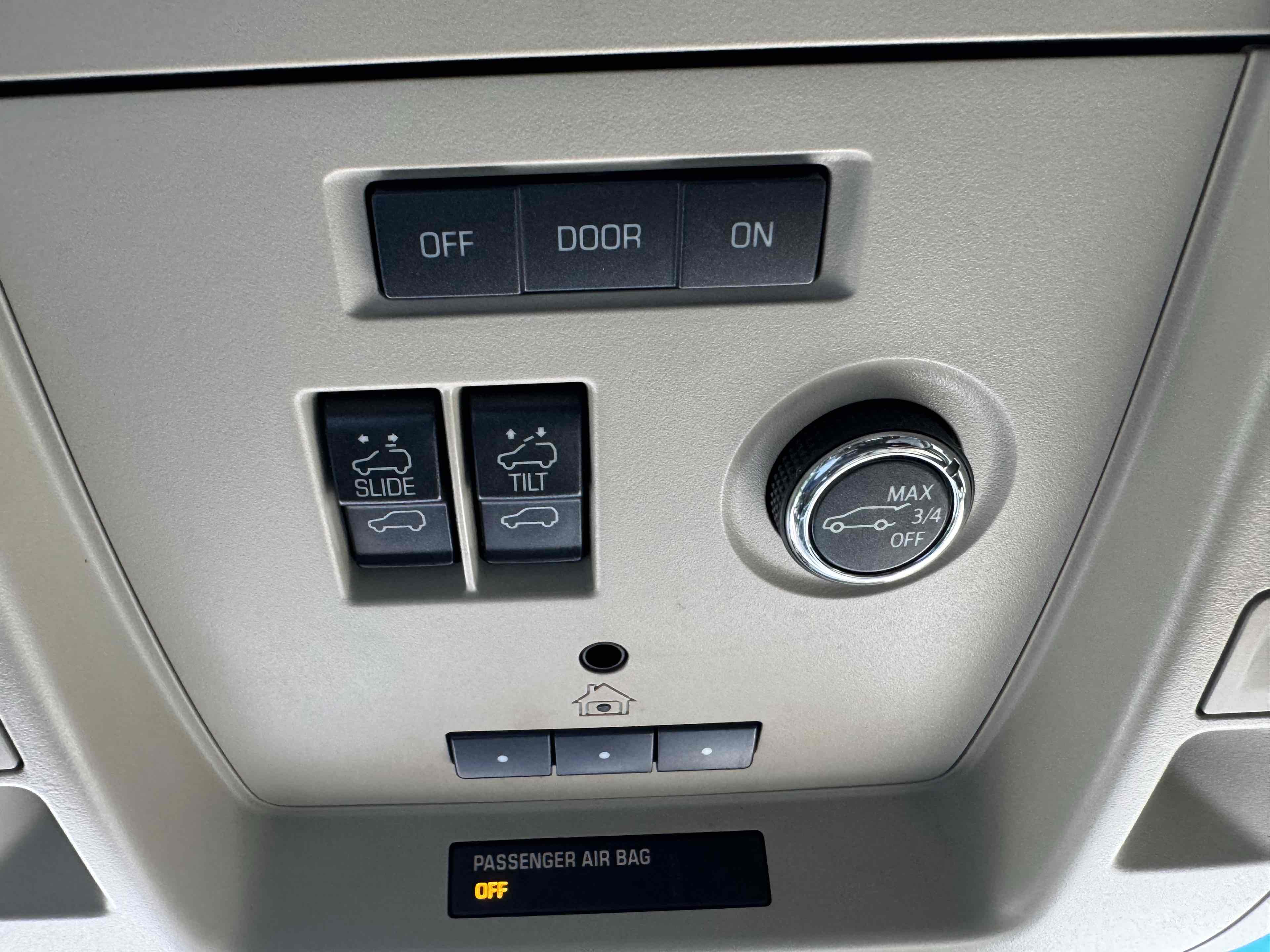 2019 Gmc Yukon SLT photo 28