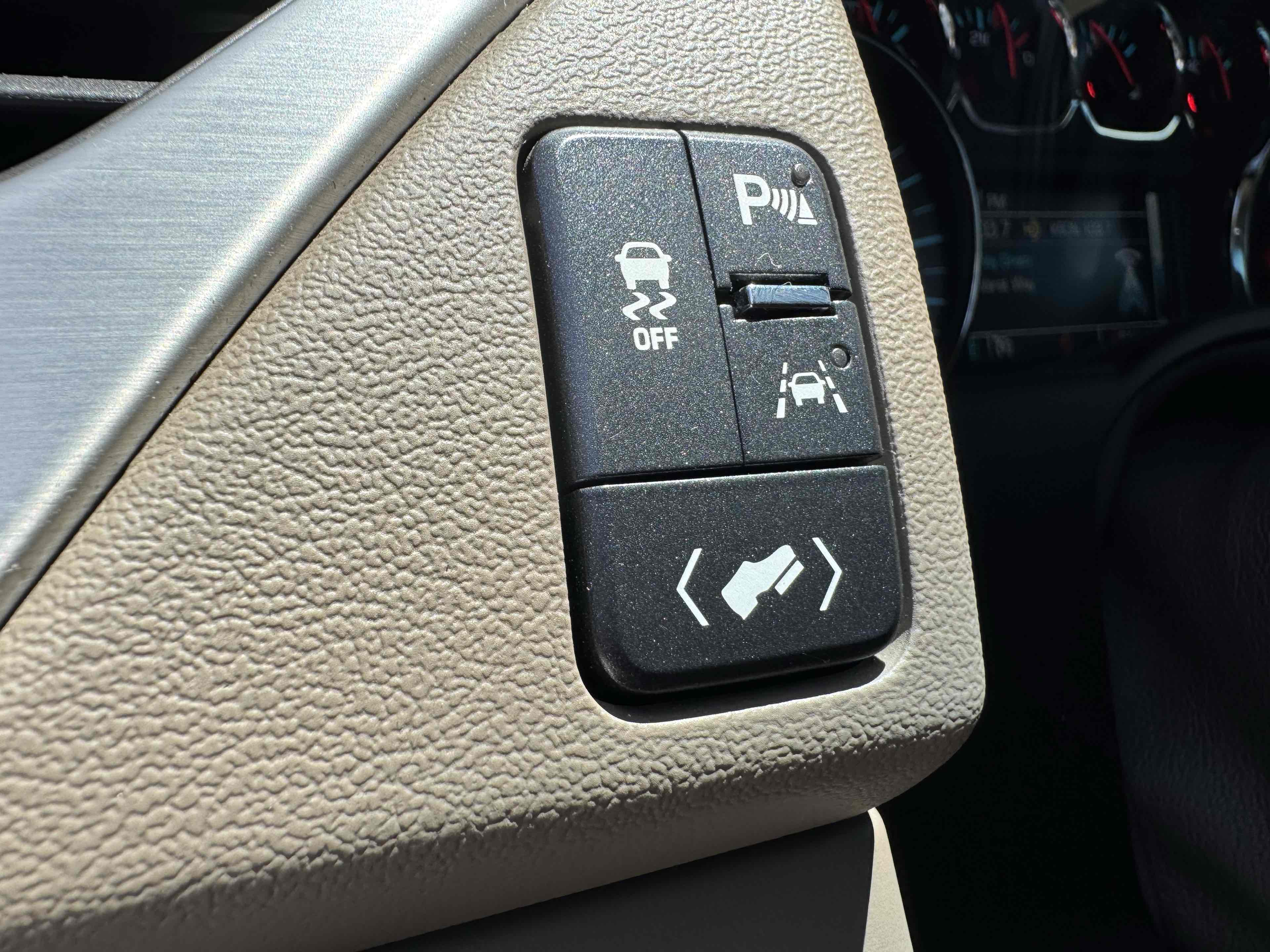2019 Gmc Yukon SLT photo 30