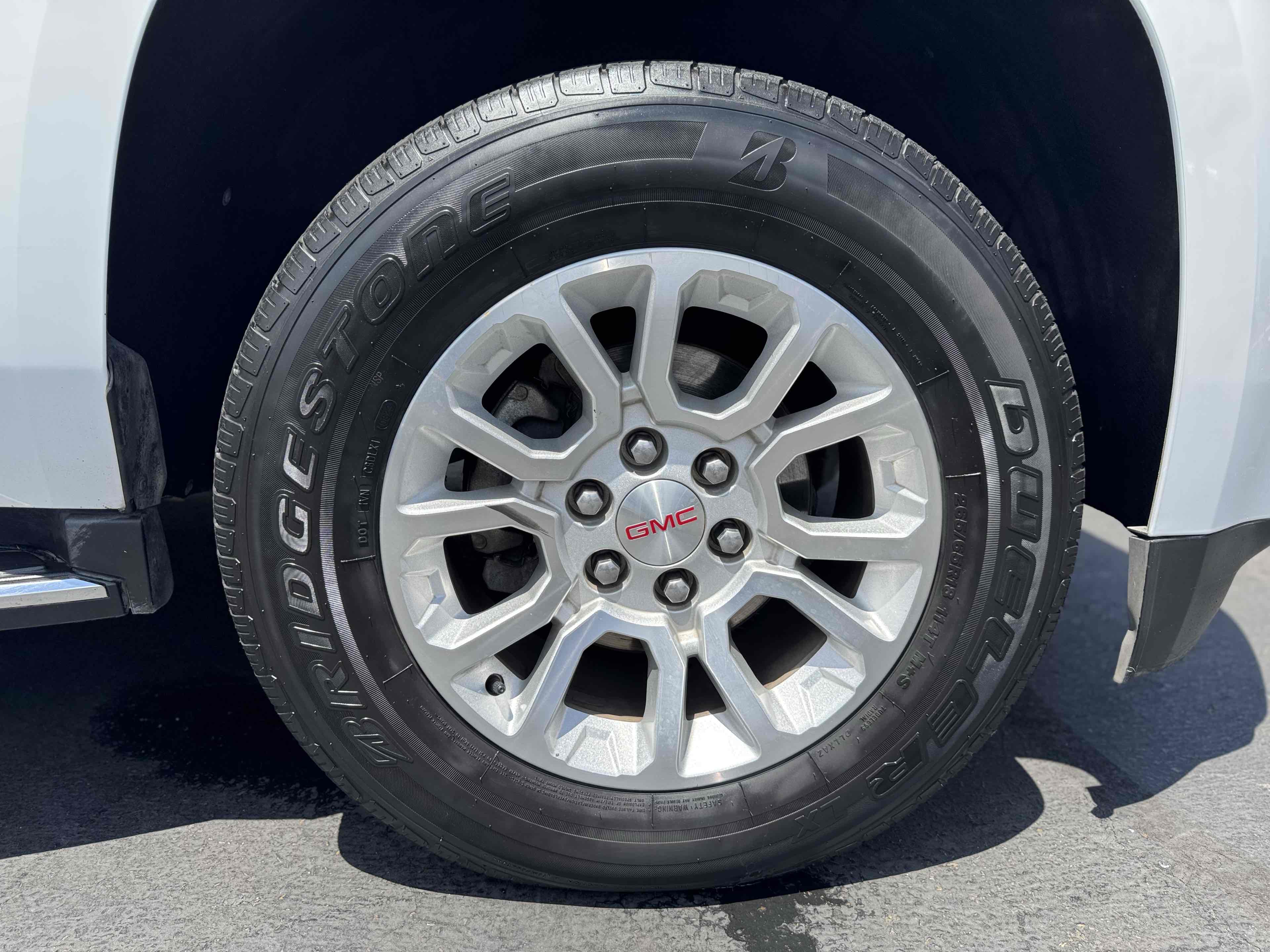 2019 Gmc Yukon SLT photo 41