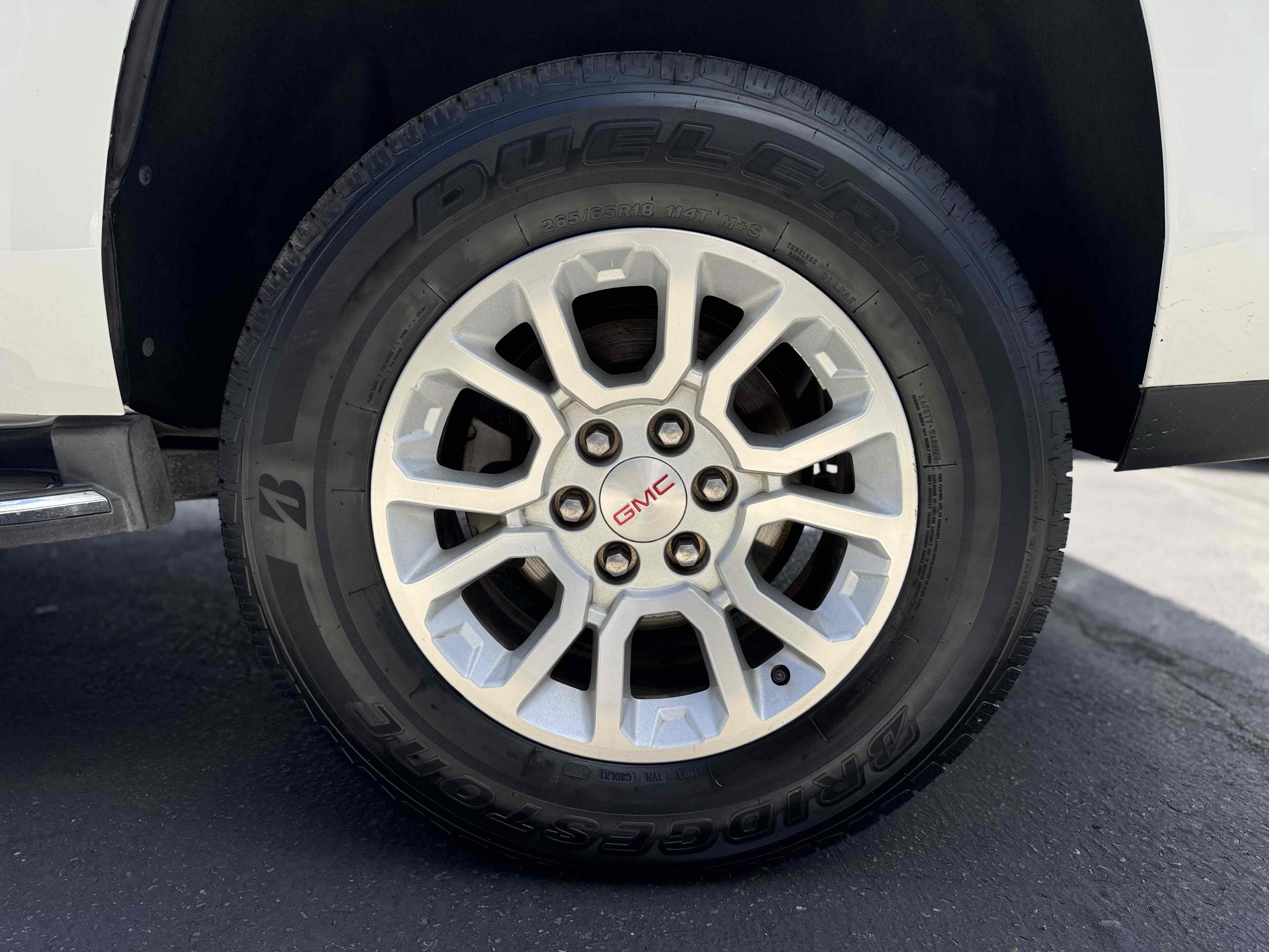 2019 Gmc Yukon SLT photo 43