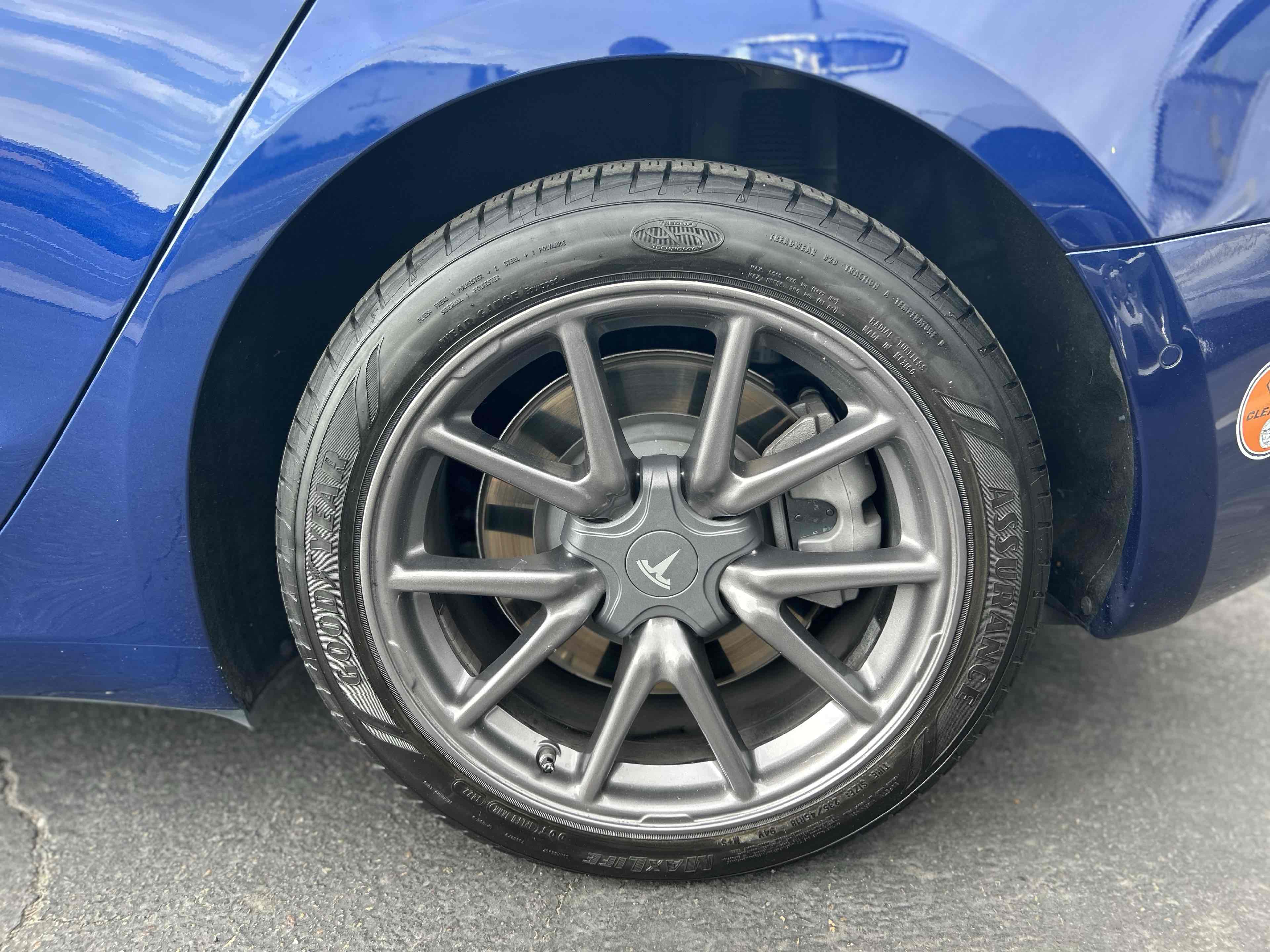 2020 Tesla Model 3 Long Range photo 38