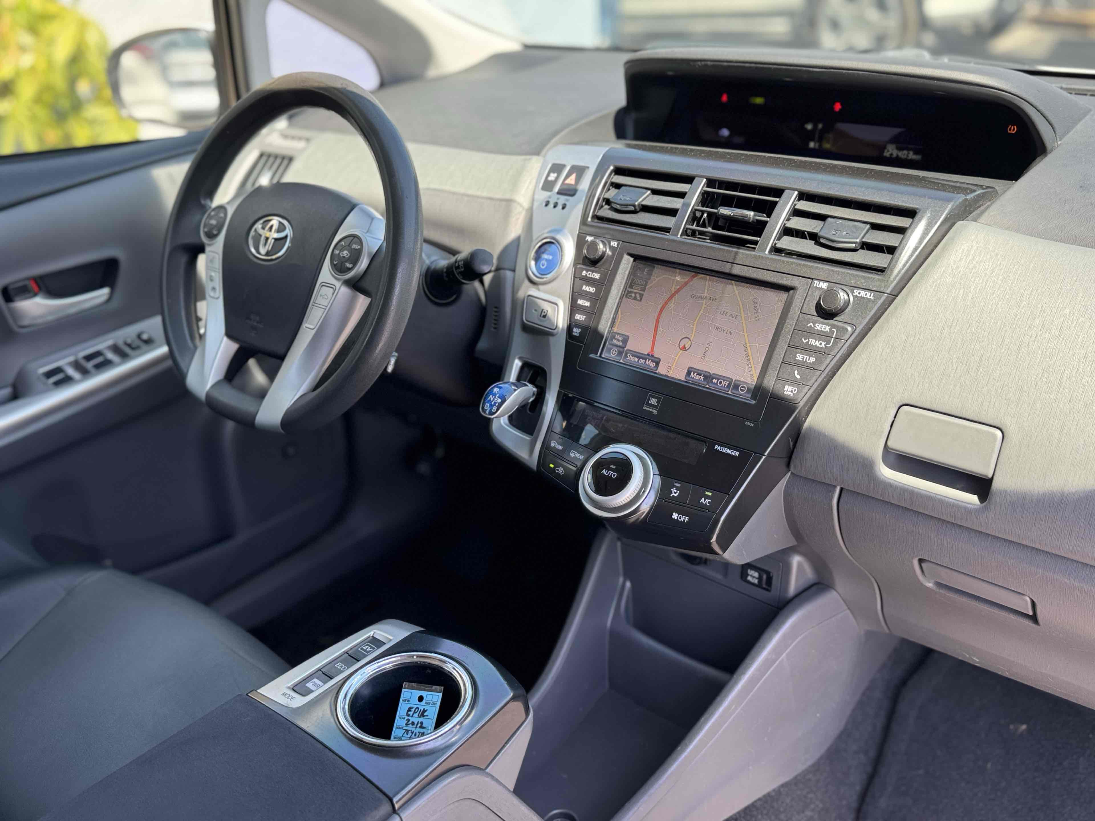 2012 Toyota Prius V Five photo 13