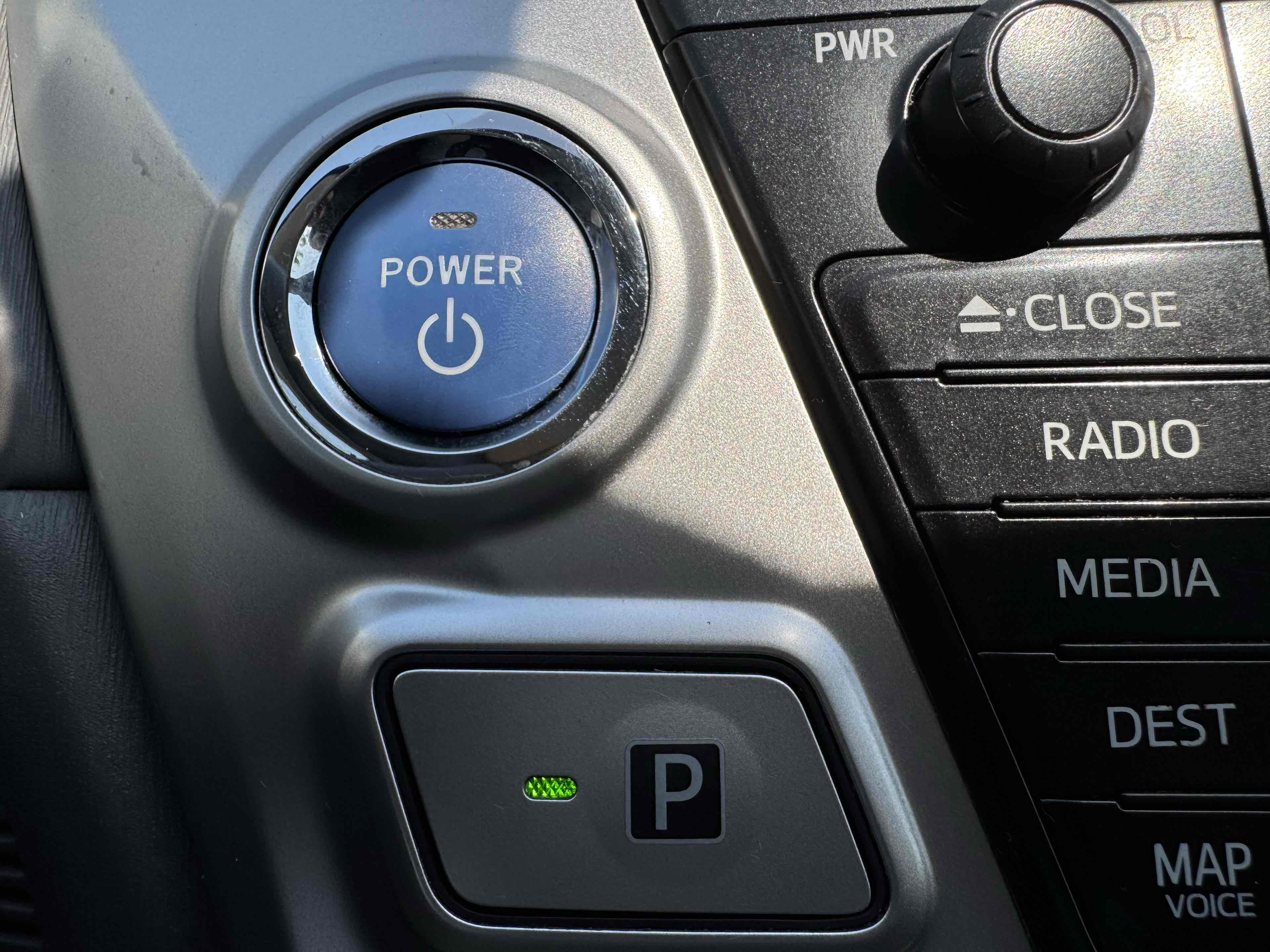 2012 Toyota Prius V Five photo 27