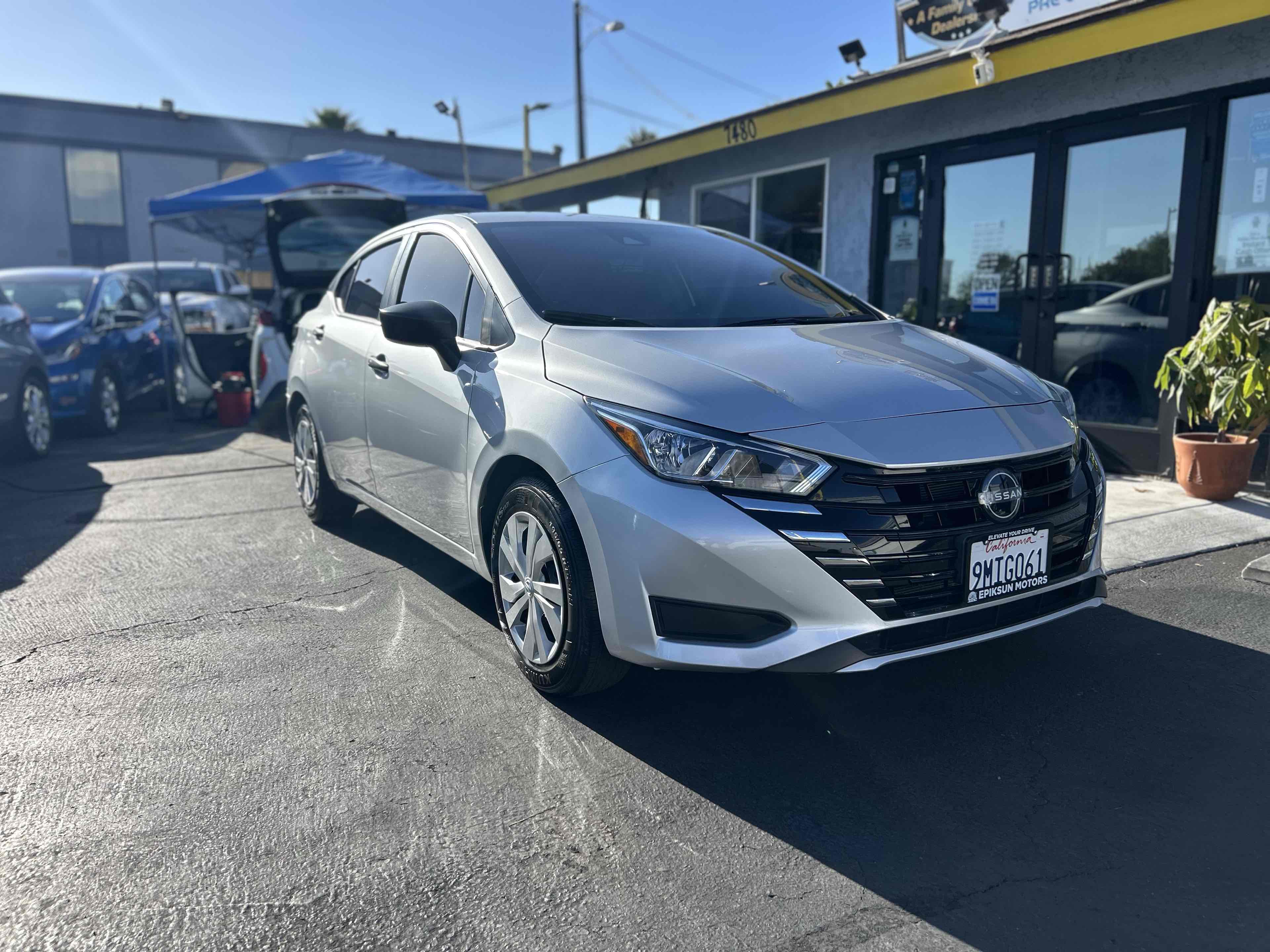 2024 Nissan Versa S photo 3