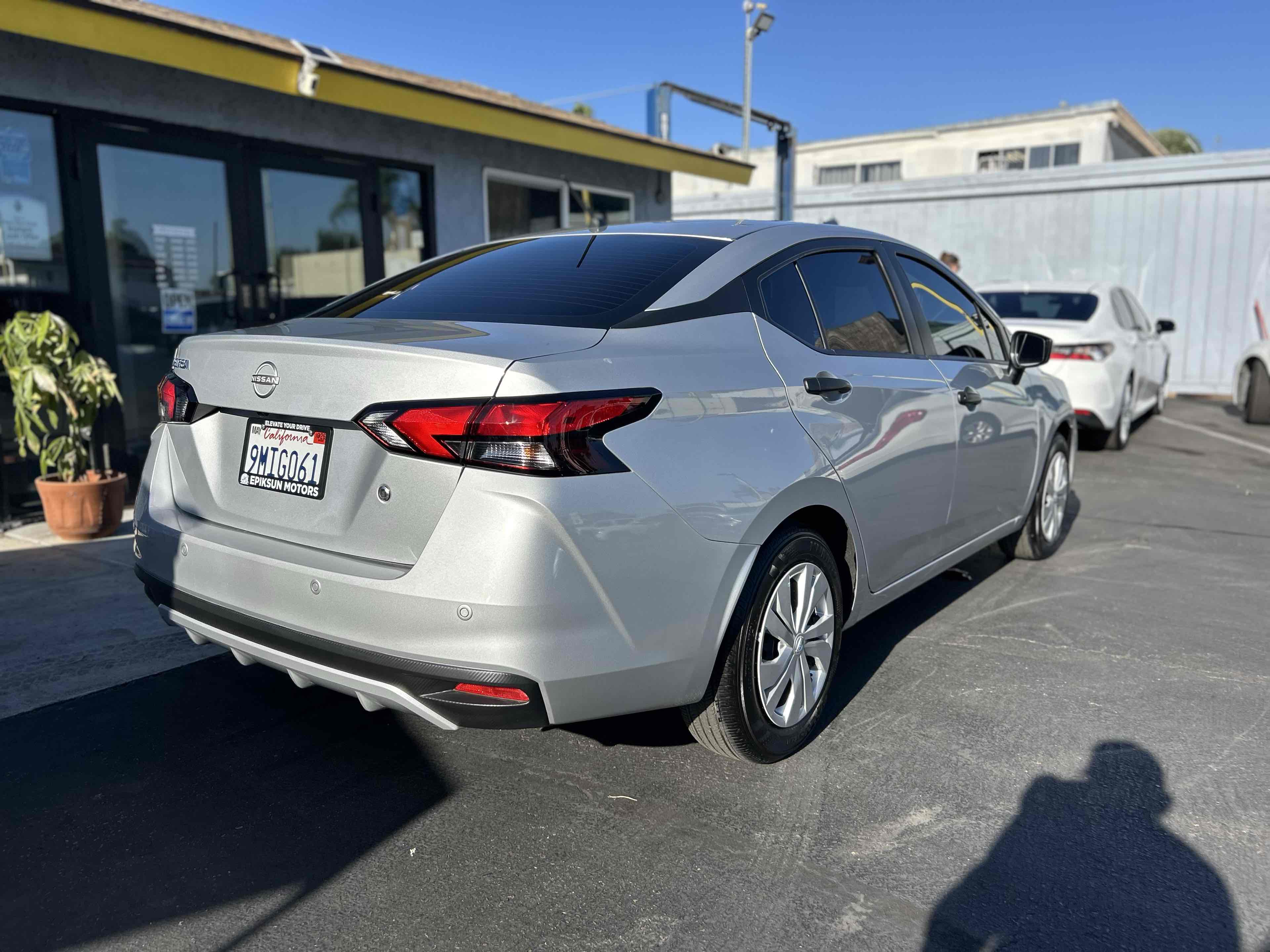 2024 Nissan Versa S photo 5