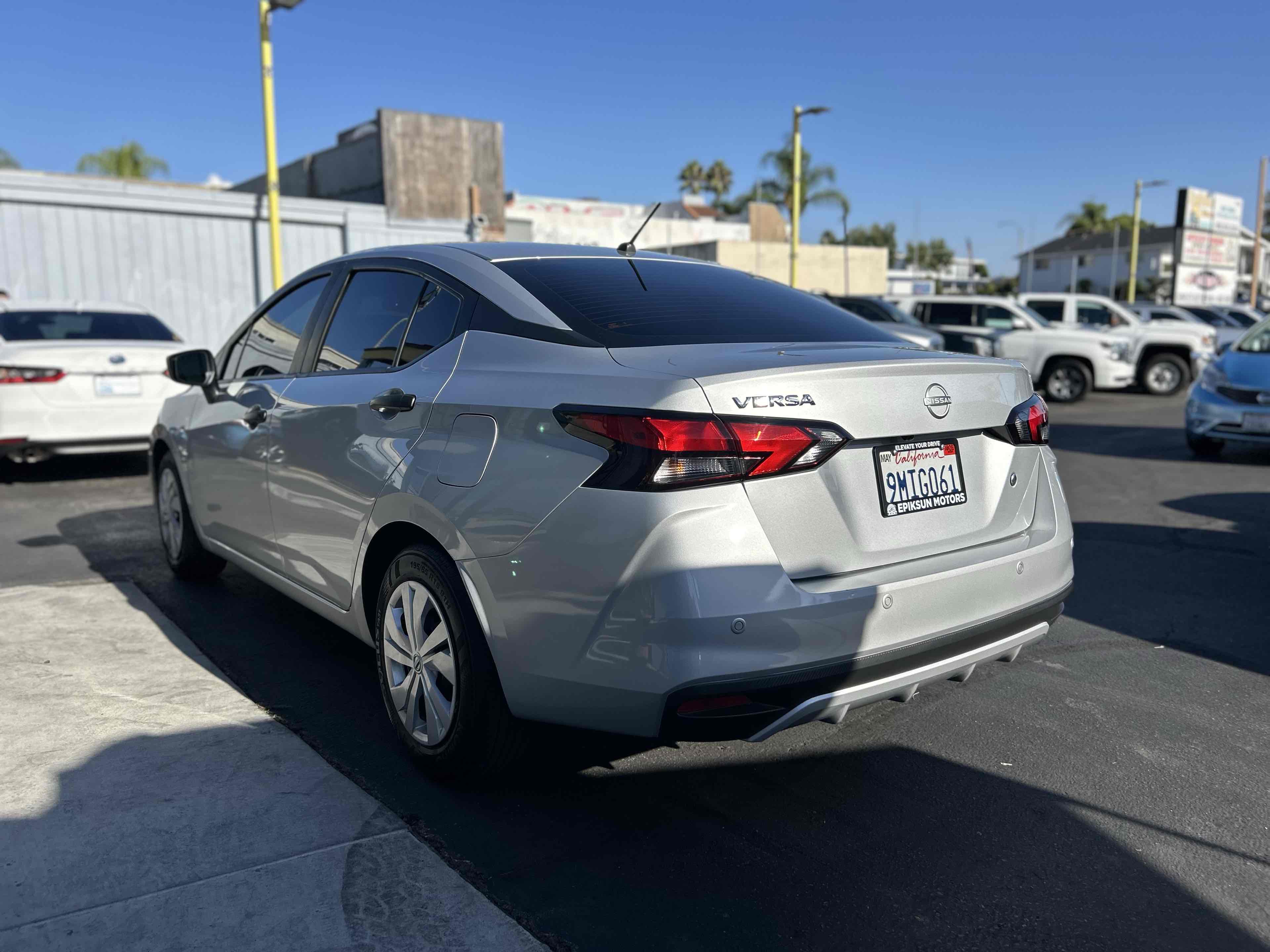 2024 Nissan Versa S photo 6