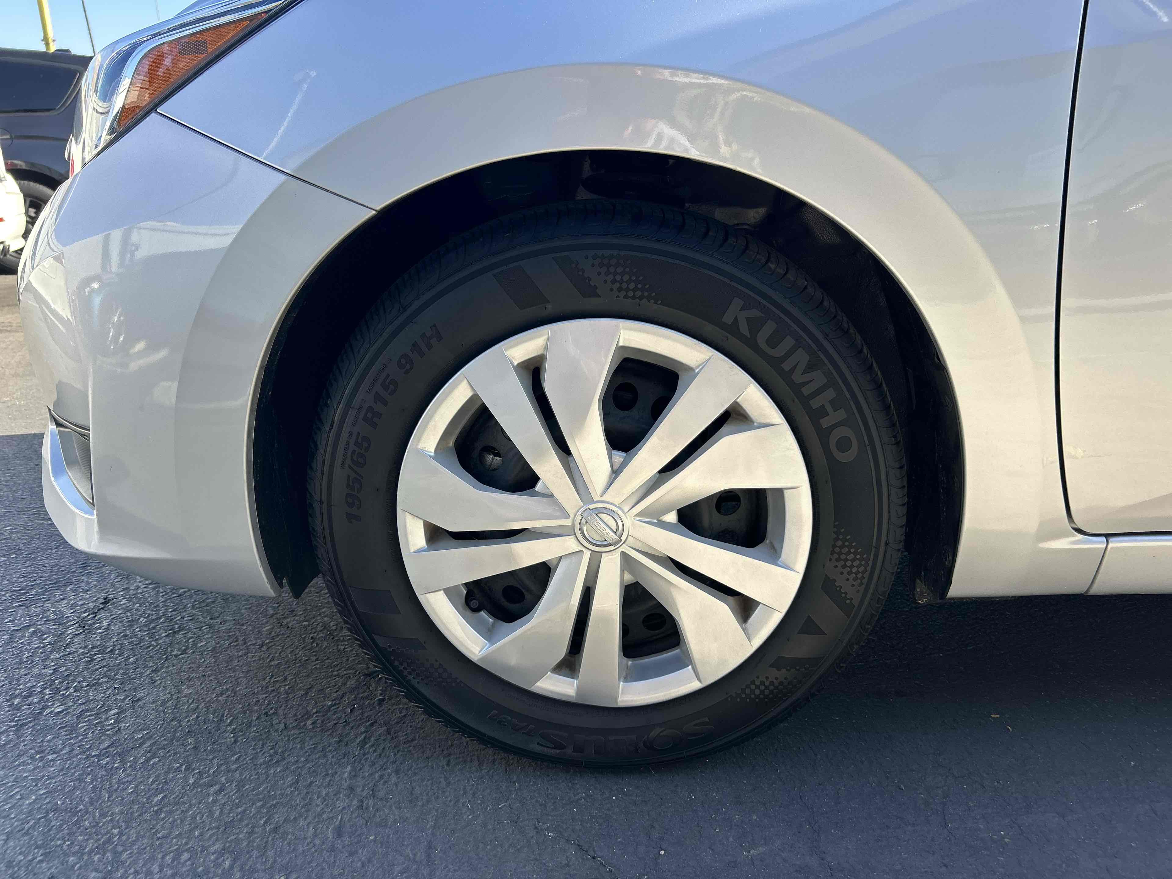 2024 Nissan Versa S photo 24