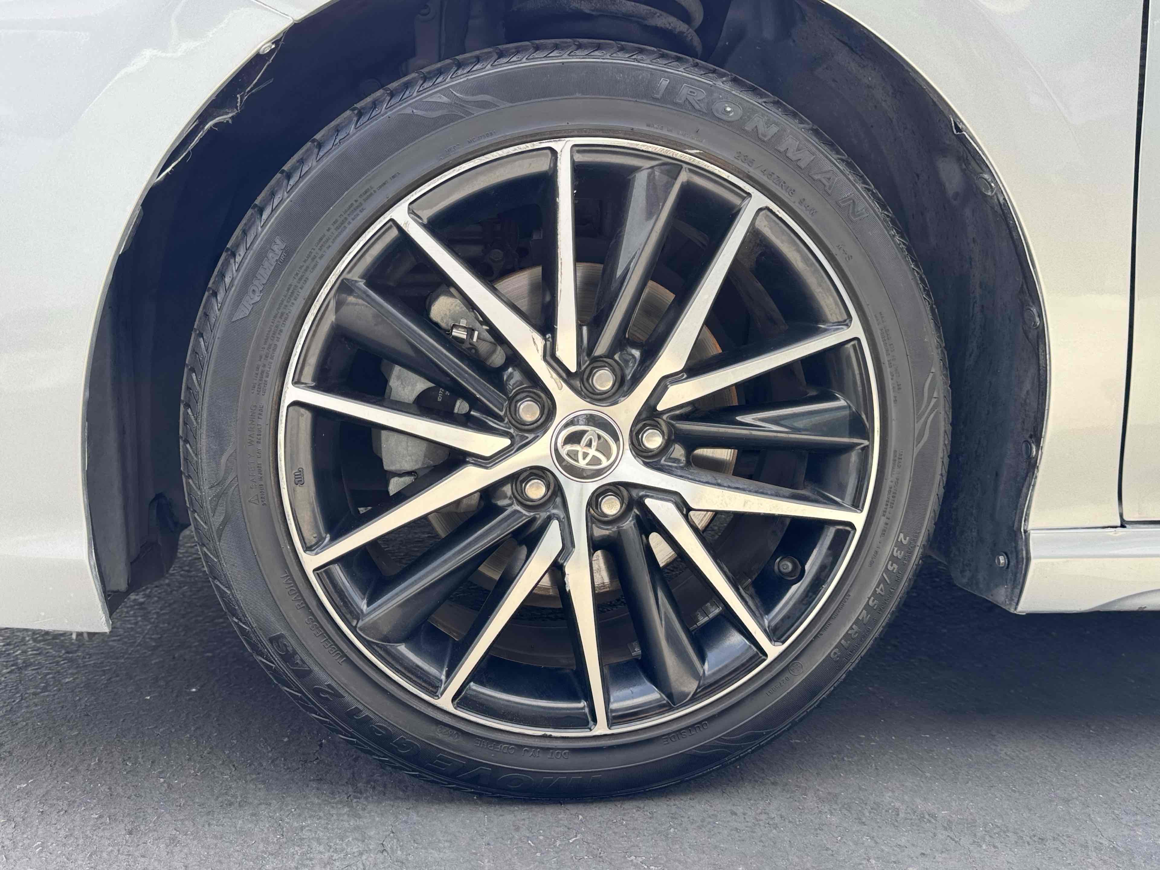 2021 Toyota Camry SE photo 30