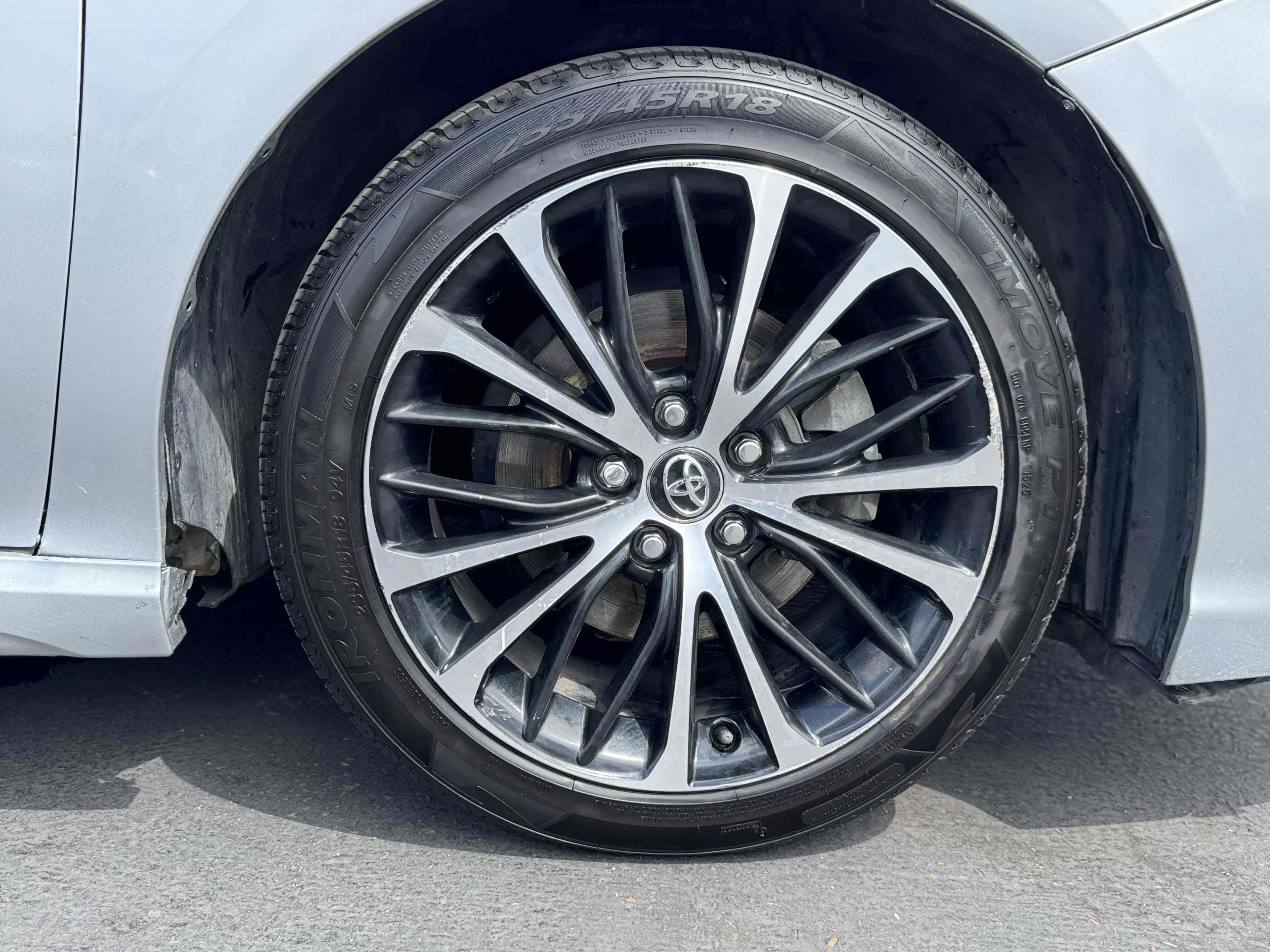 2021 Toyota Camry SE photo 31