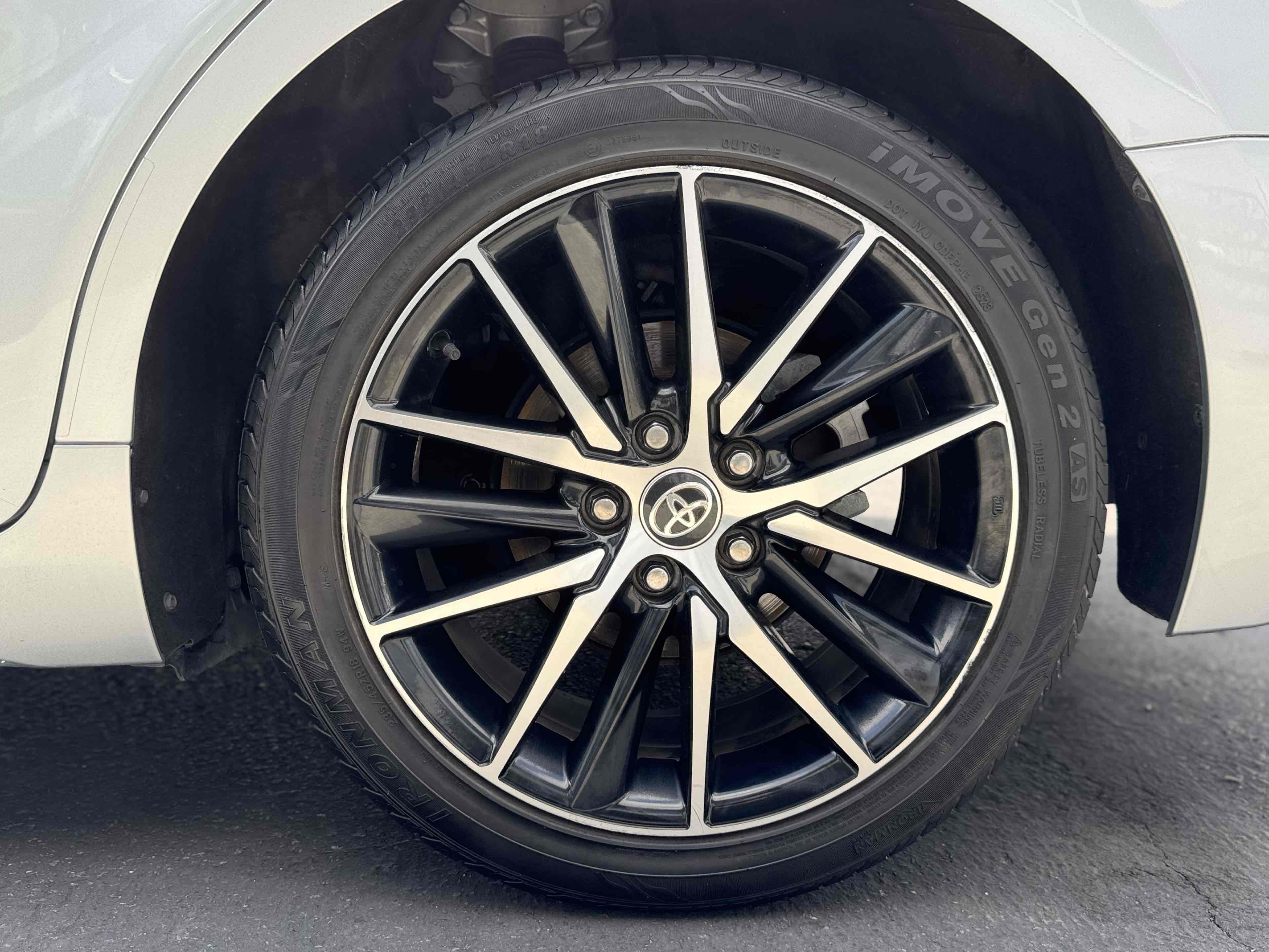 2021 Toyota Camry SE photo 33