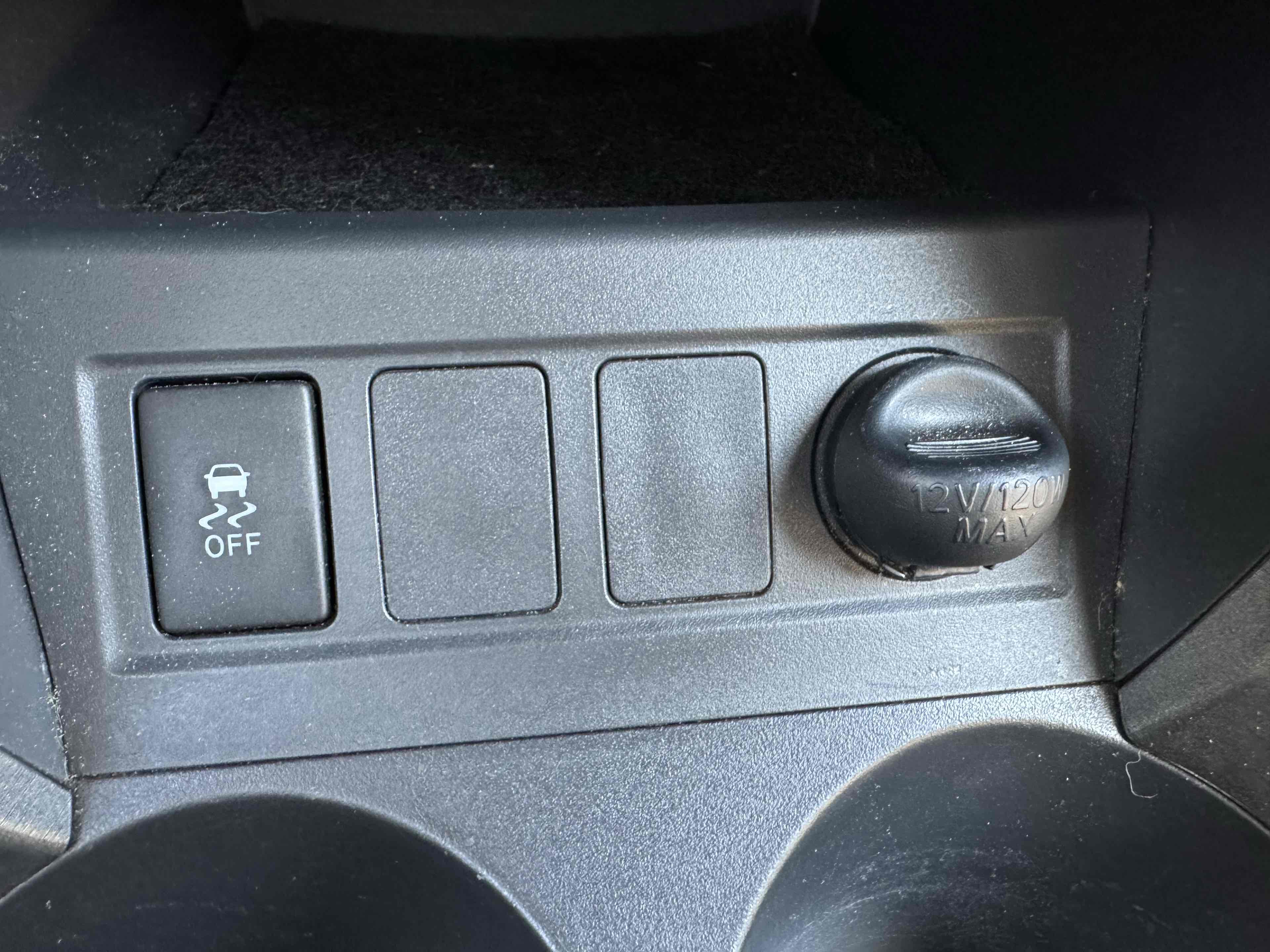 2012 Toyota RAV4 photo 23