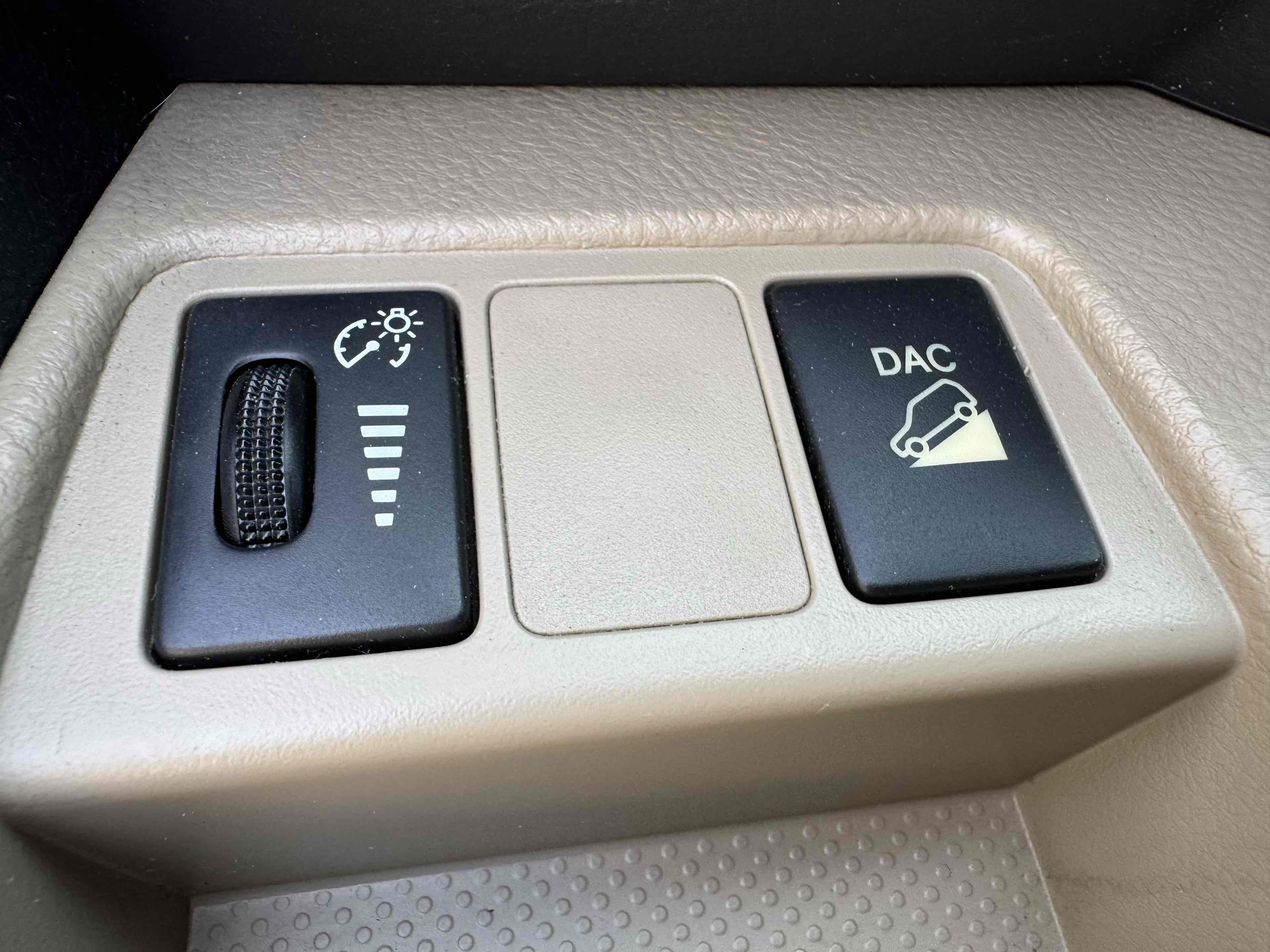 2012 Toyota RAV4 photo 26