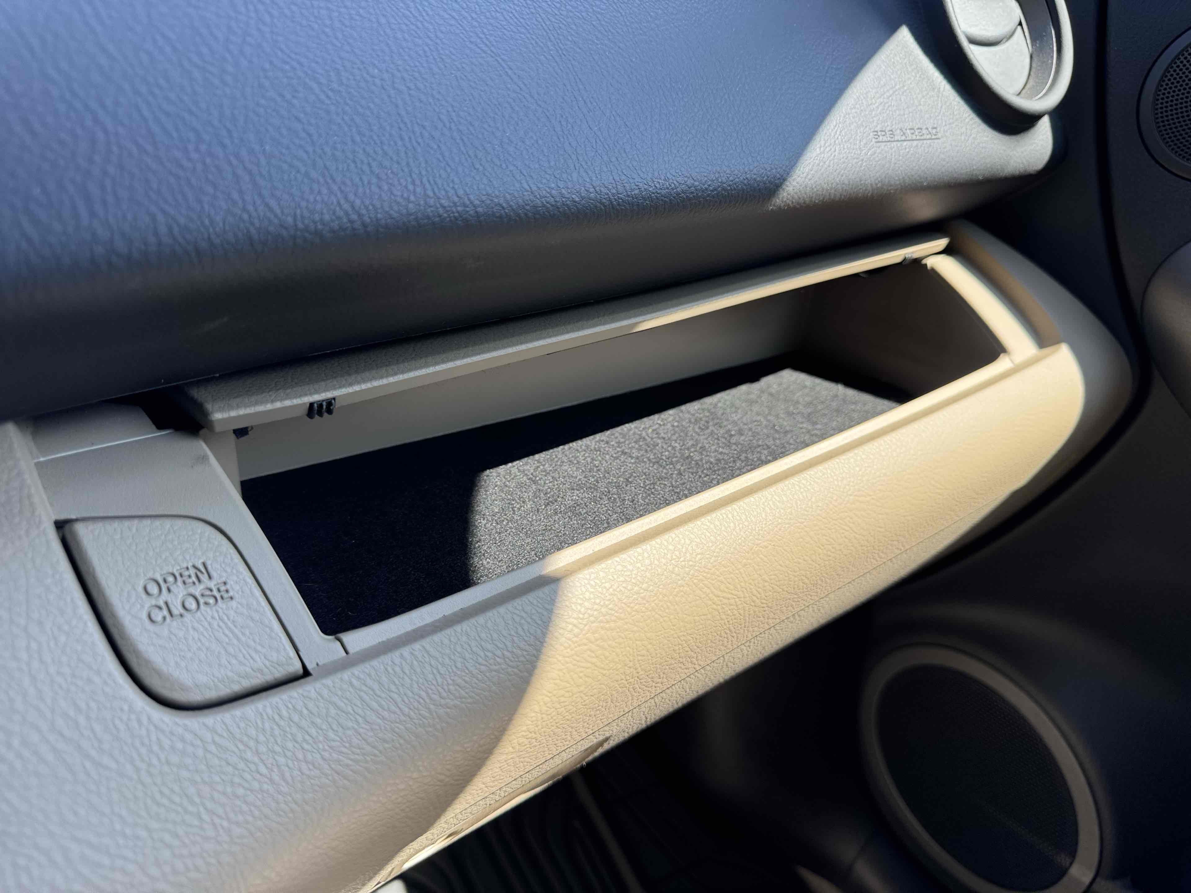 2012 Toyota RAV4 photo 27