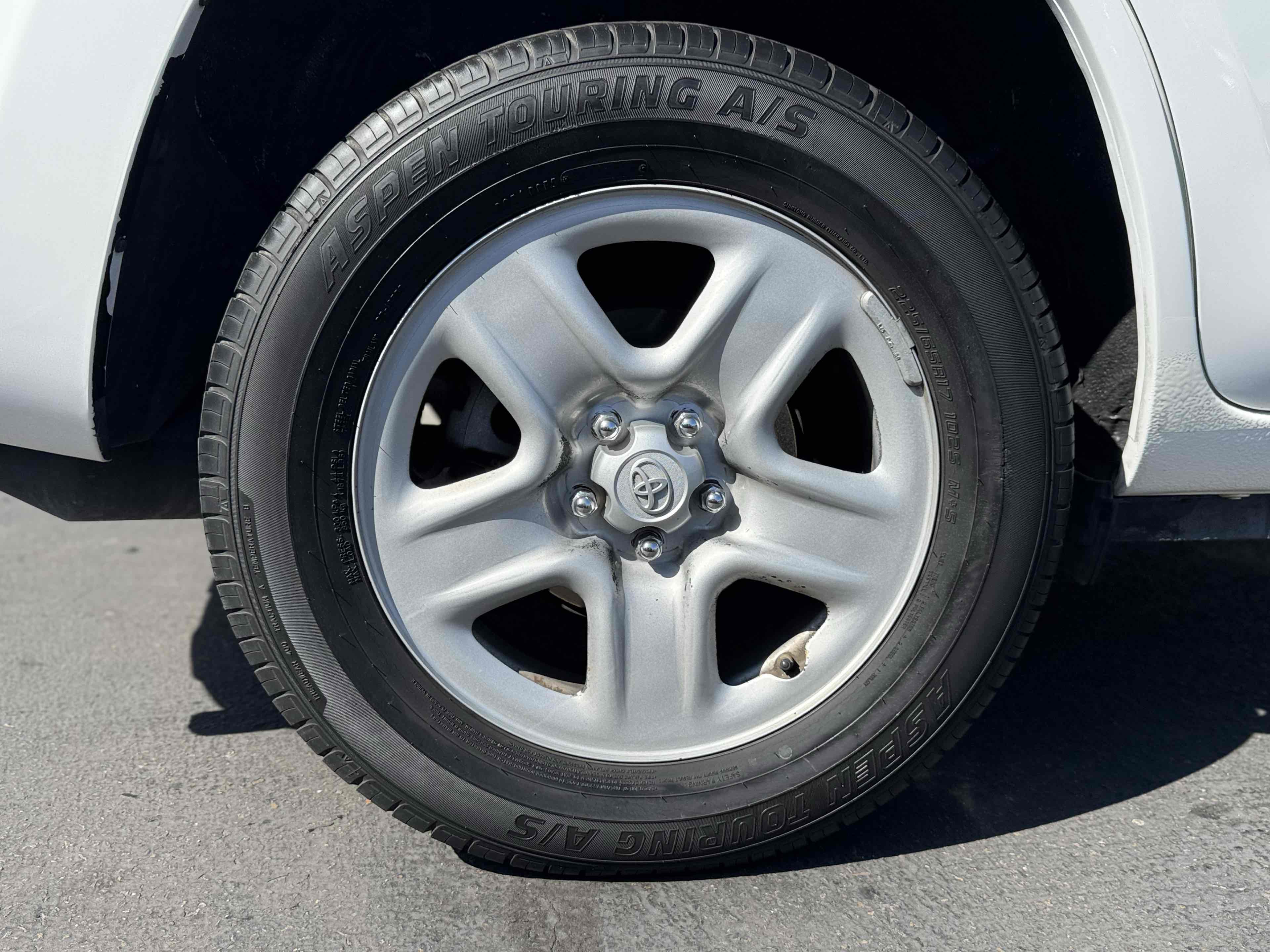 2012 Toyota RAV4 photo 36