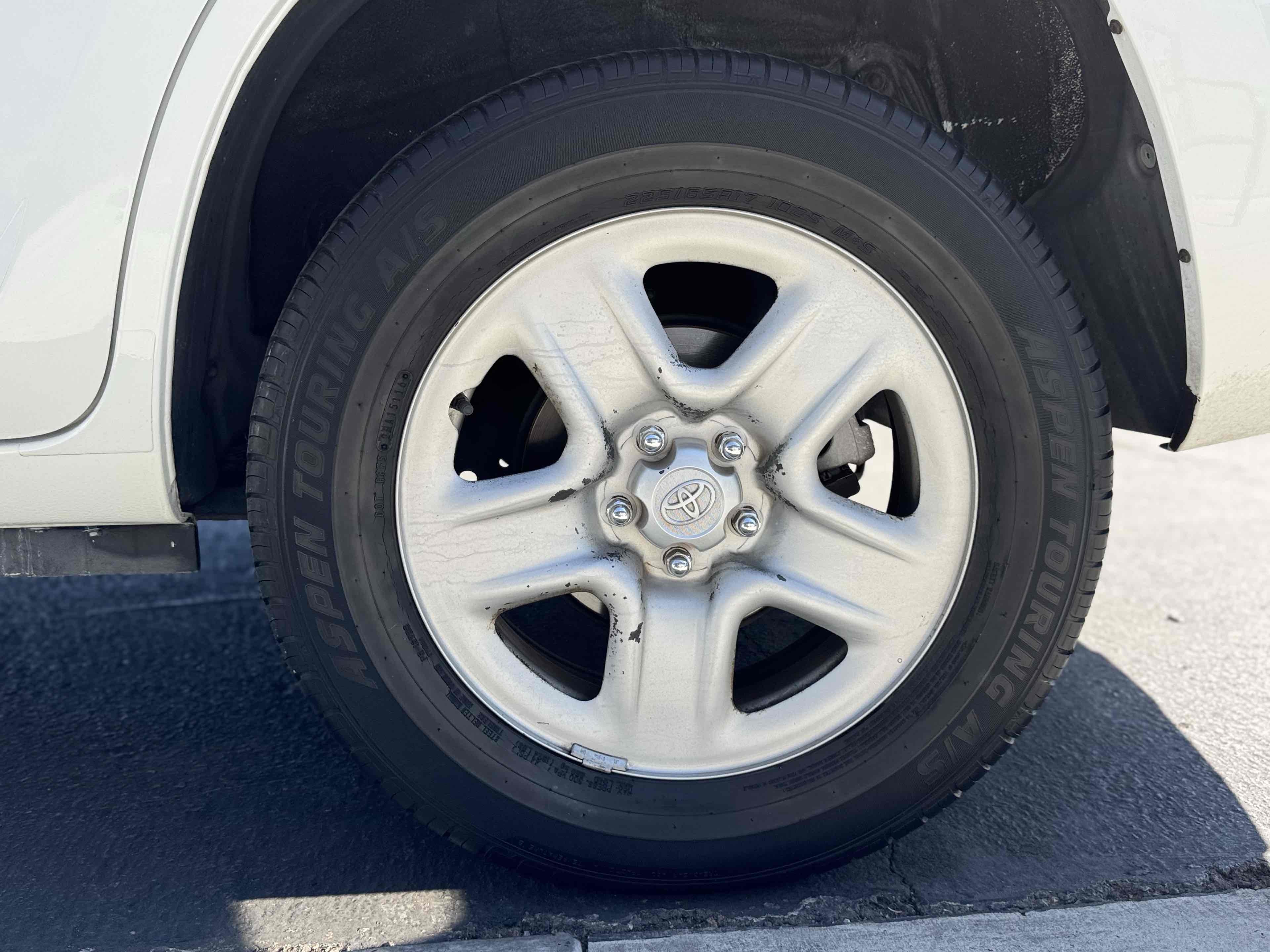2012 Toyota RAV4 photo 37