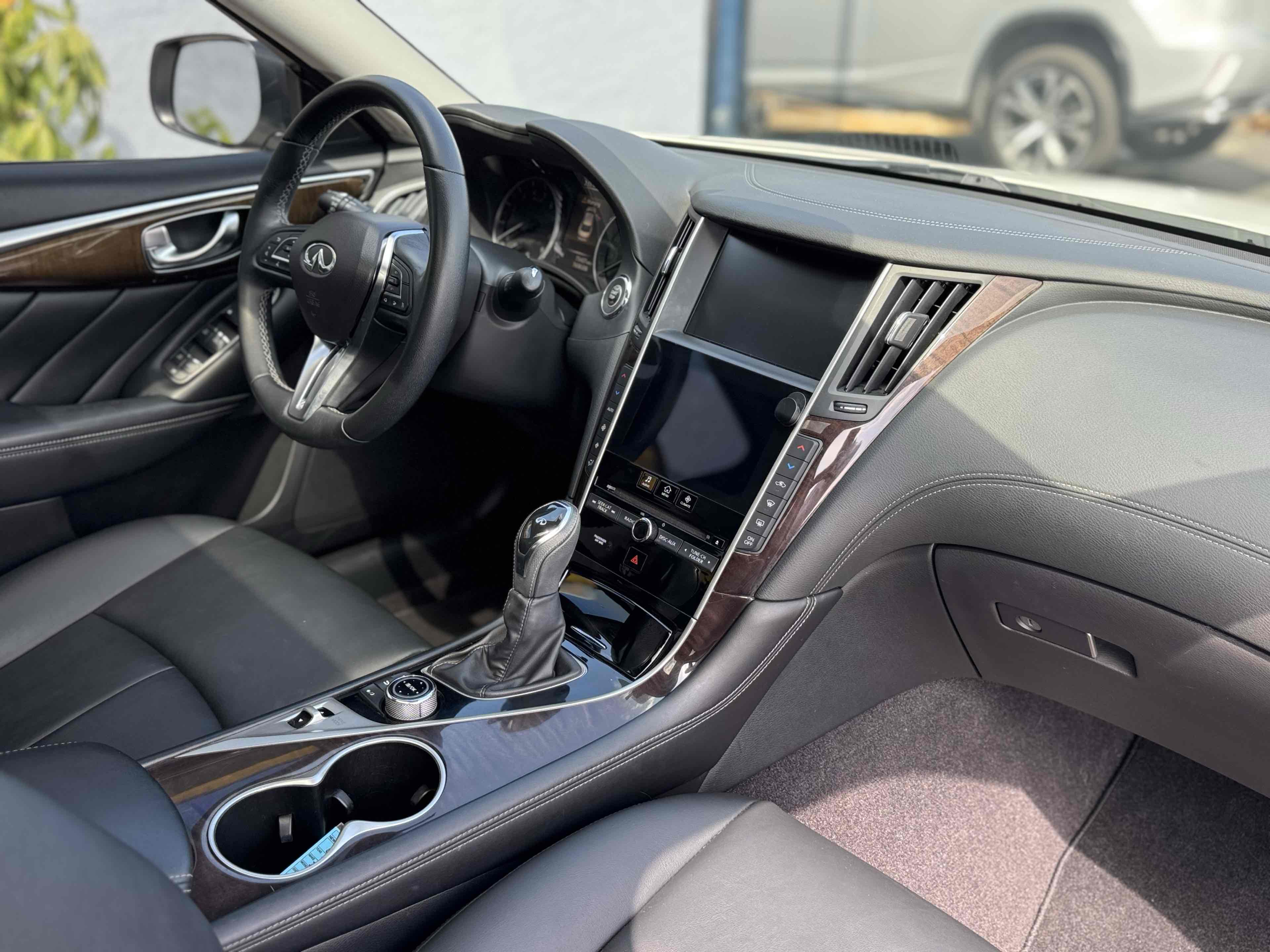 2019 Infiniti Q50 3.0t LUXE photo 11
