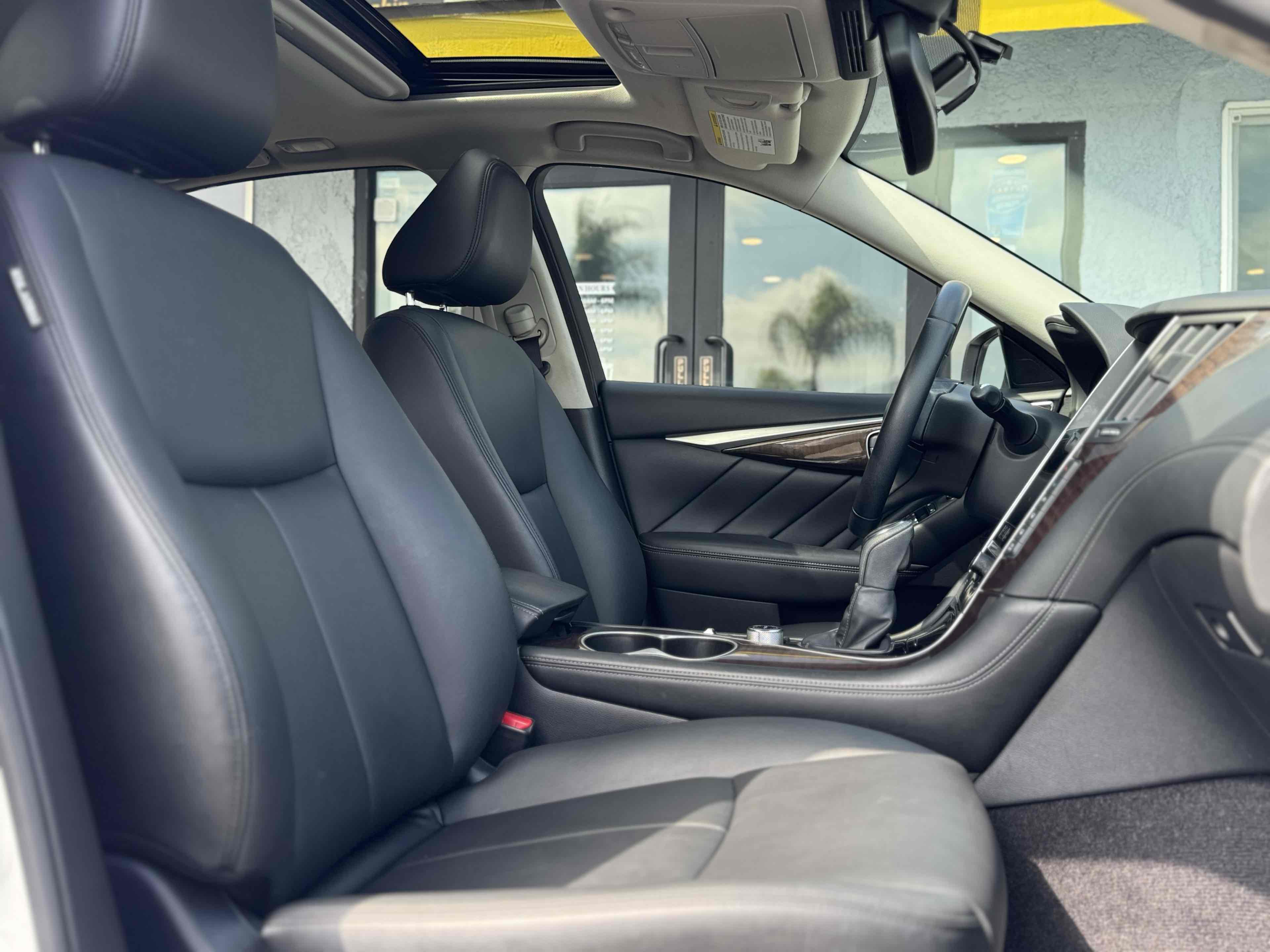 2019 Infiniti Q50 3.0t LUXE photo 16