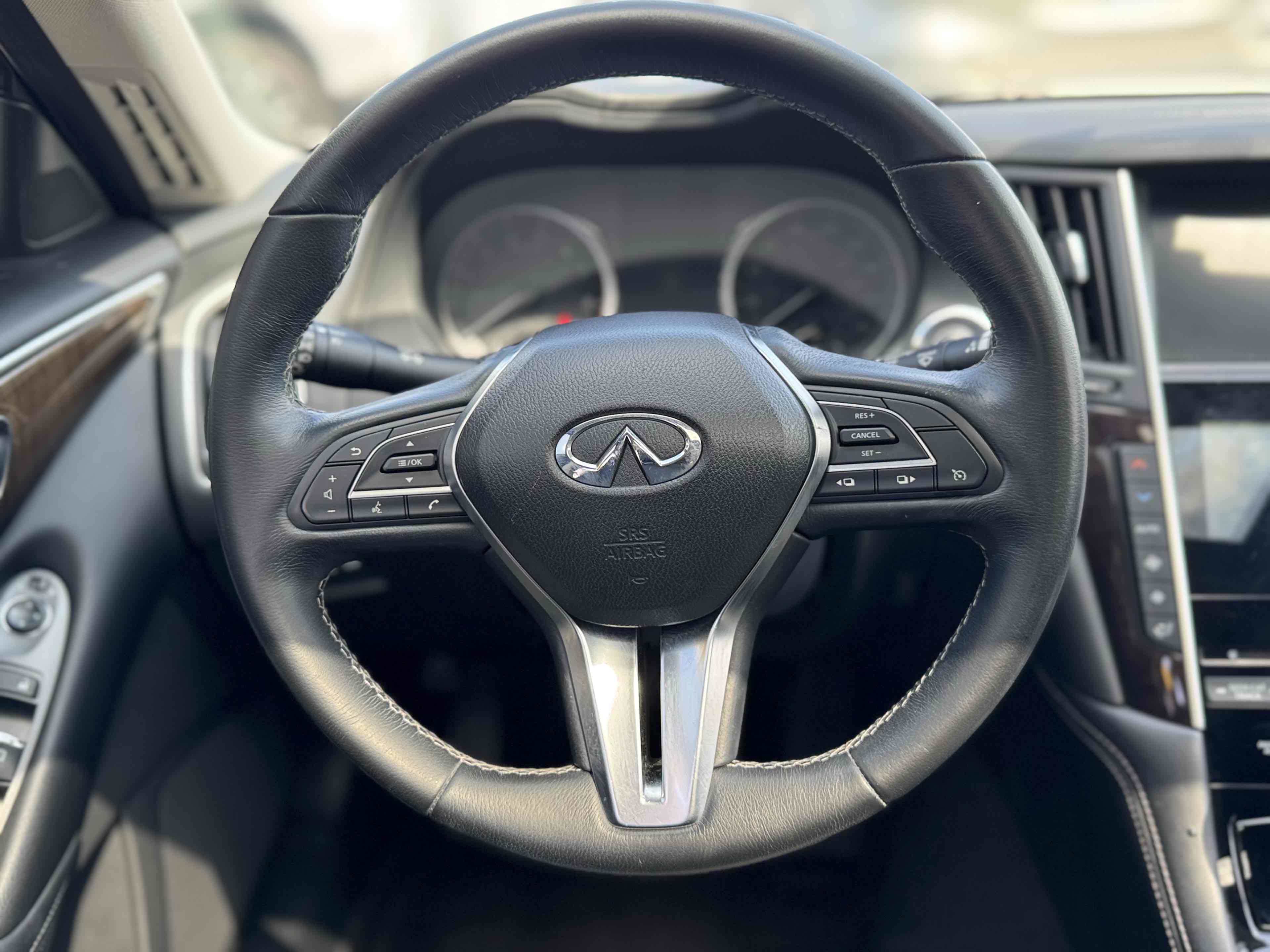 2019 Infiniti Q50 3.0t LUXE photo 17