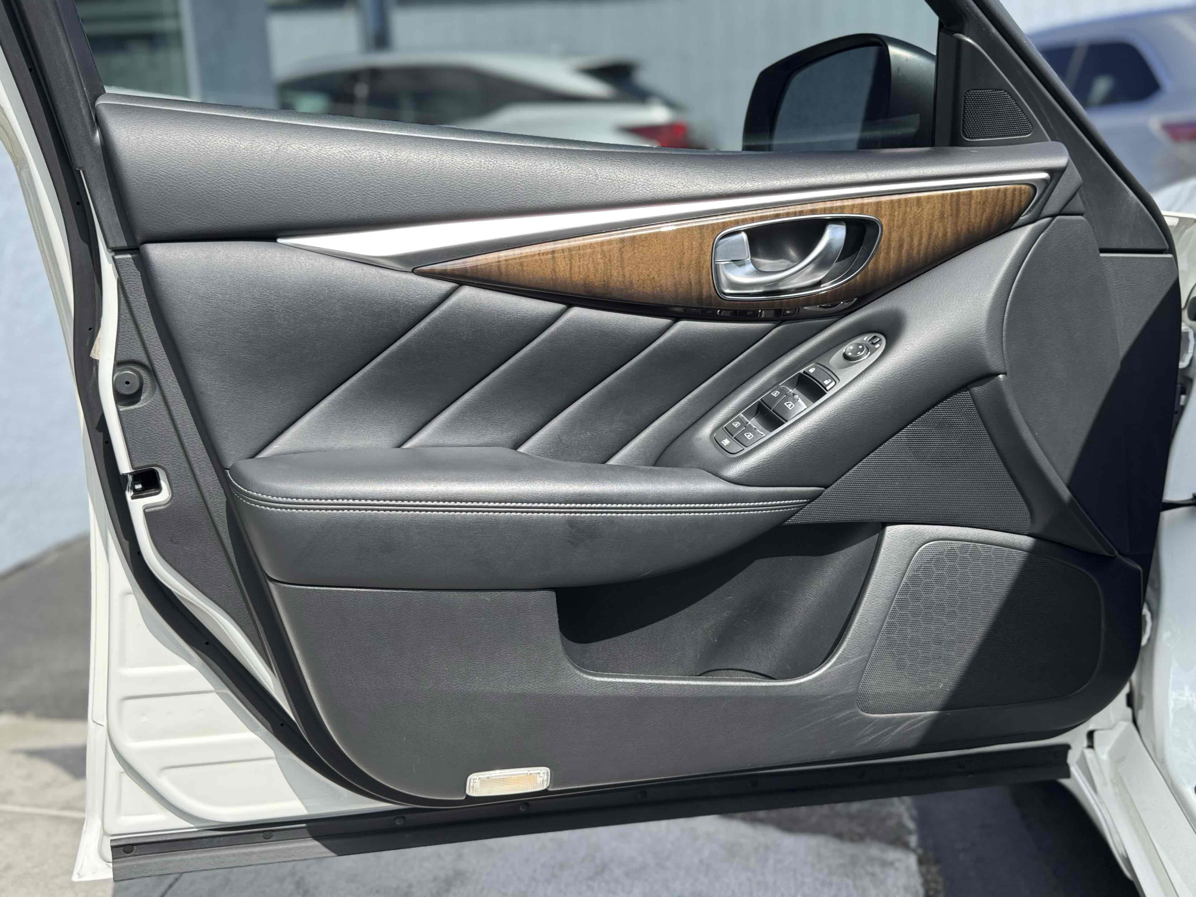 2019 Infiniti Q50 3.0t LUXE photo 29