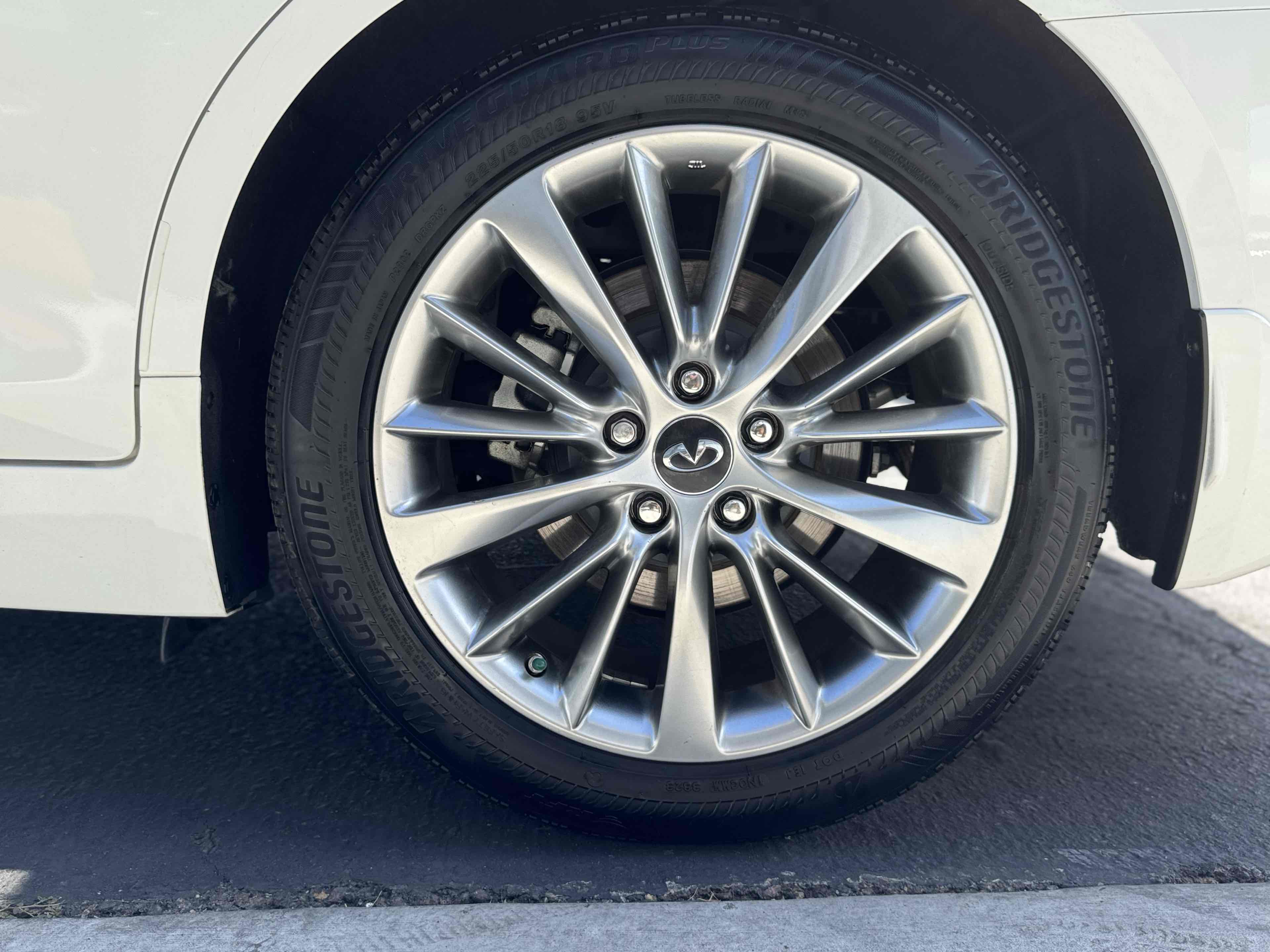 2019 Infiniti Q50 3.0t LUXE photo 36
