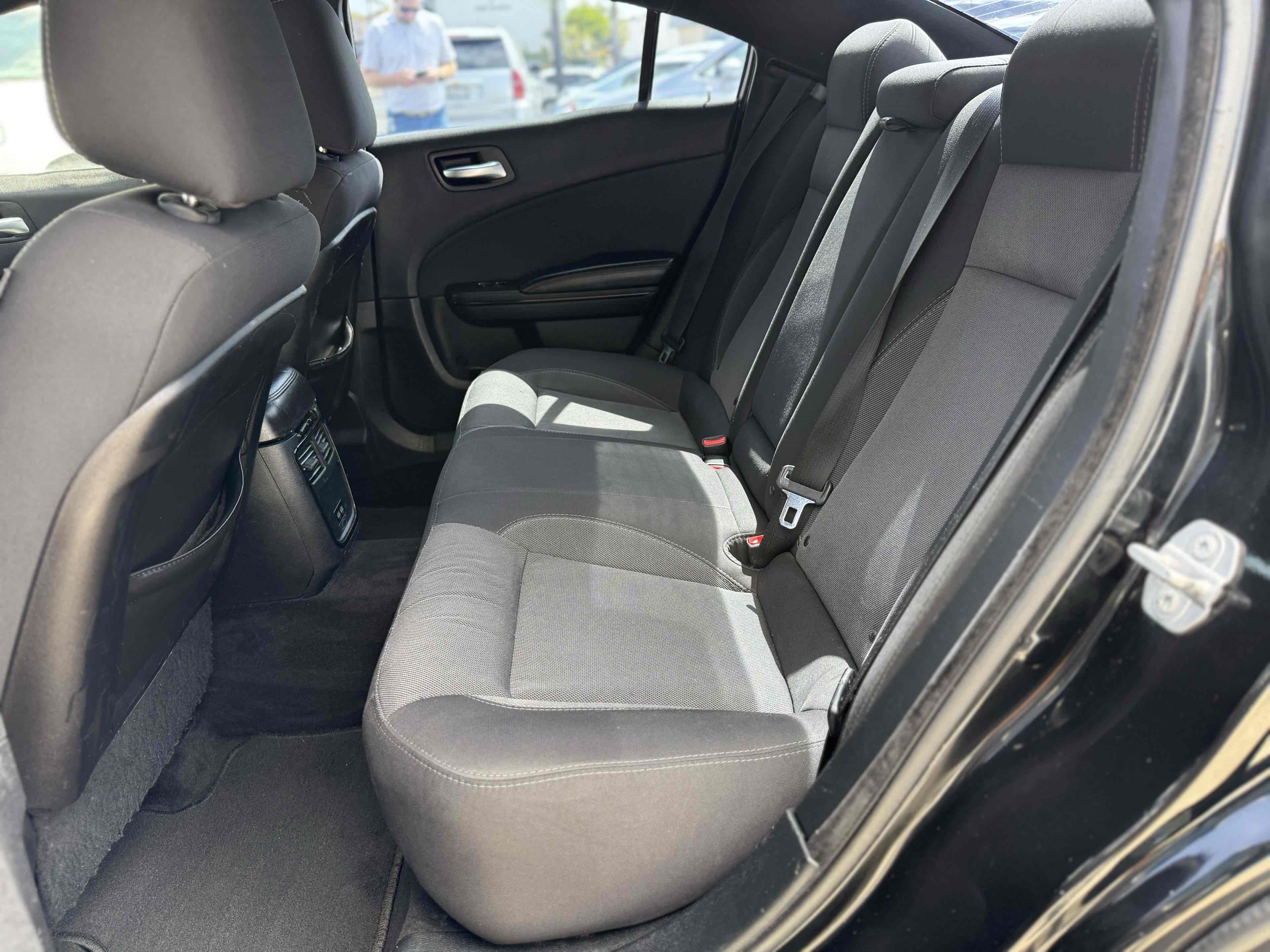 2018 Dodge Charger SXT photo 10
