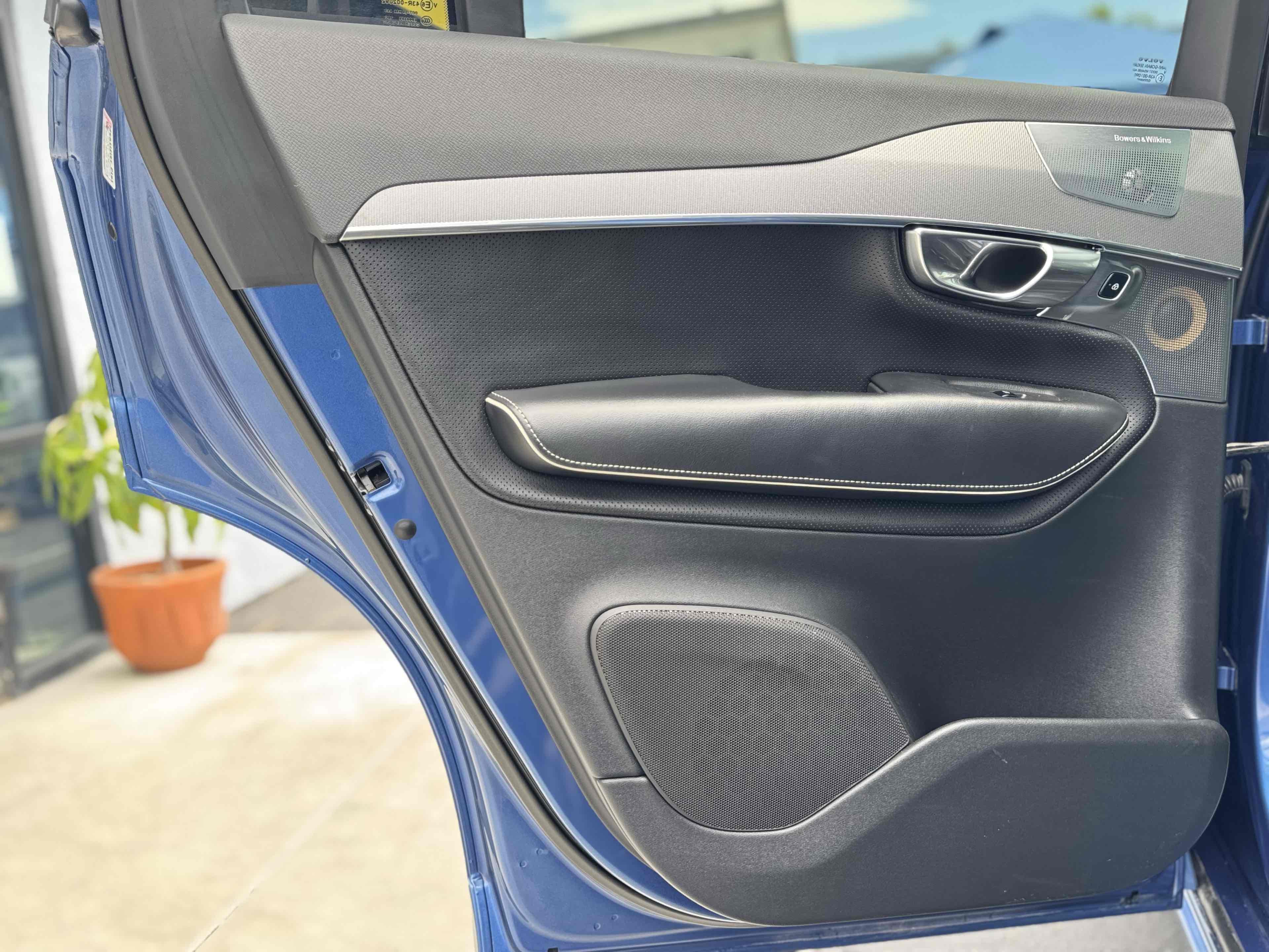 2018 Volvo XC90 R-Design photo 33