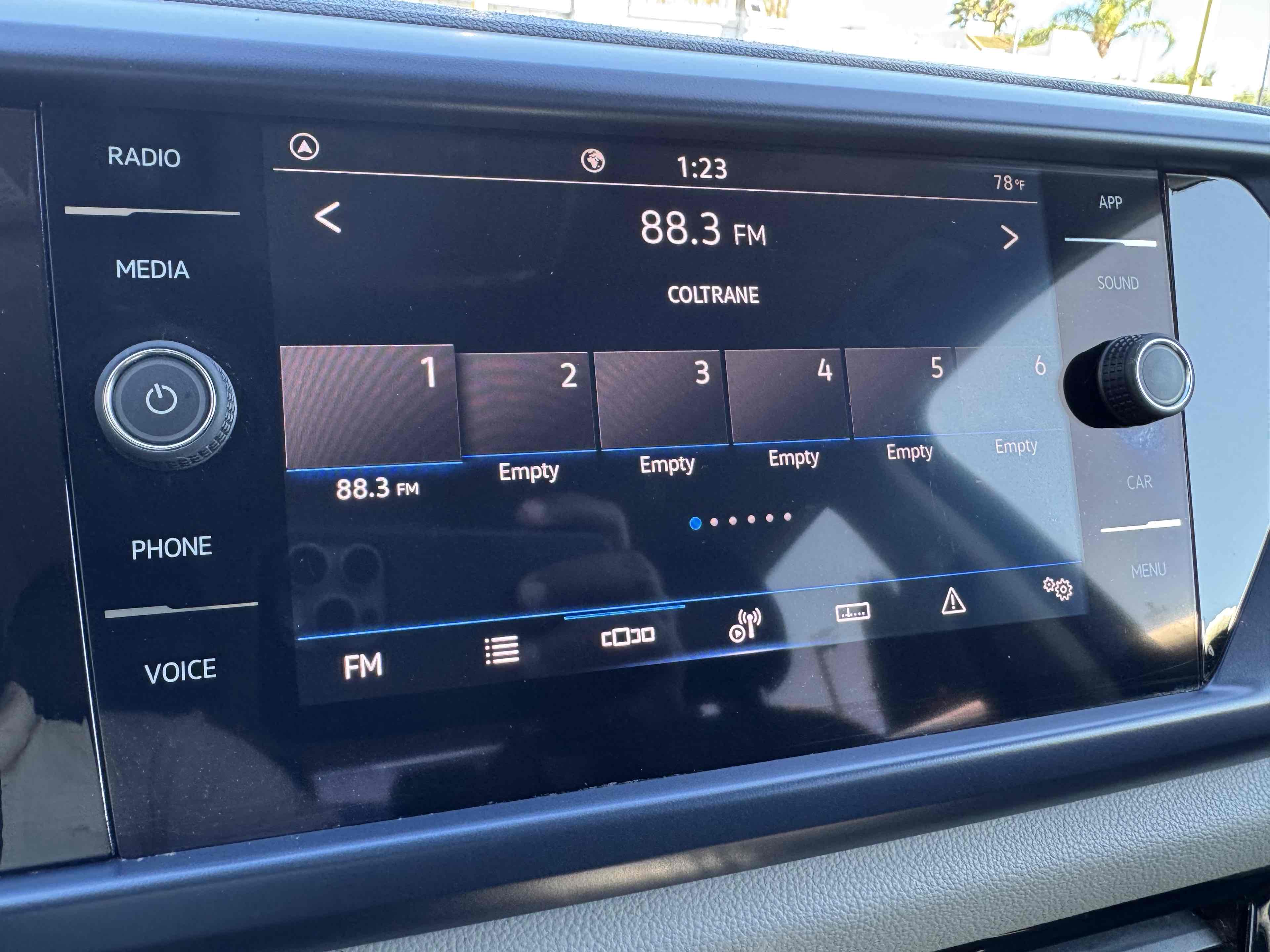 2023 Volkswagen Taos SE - Photo 22