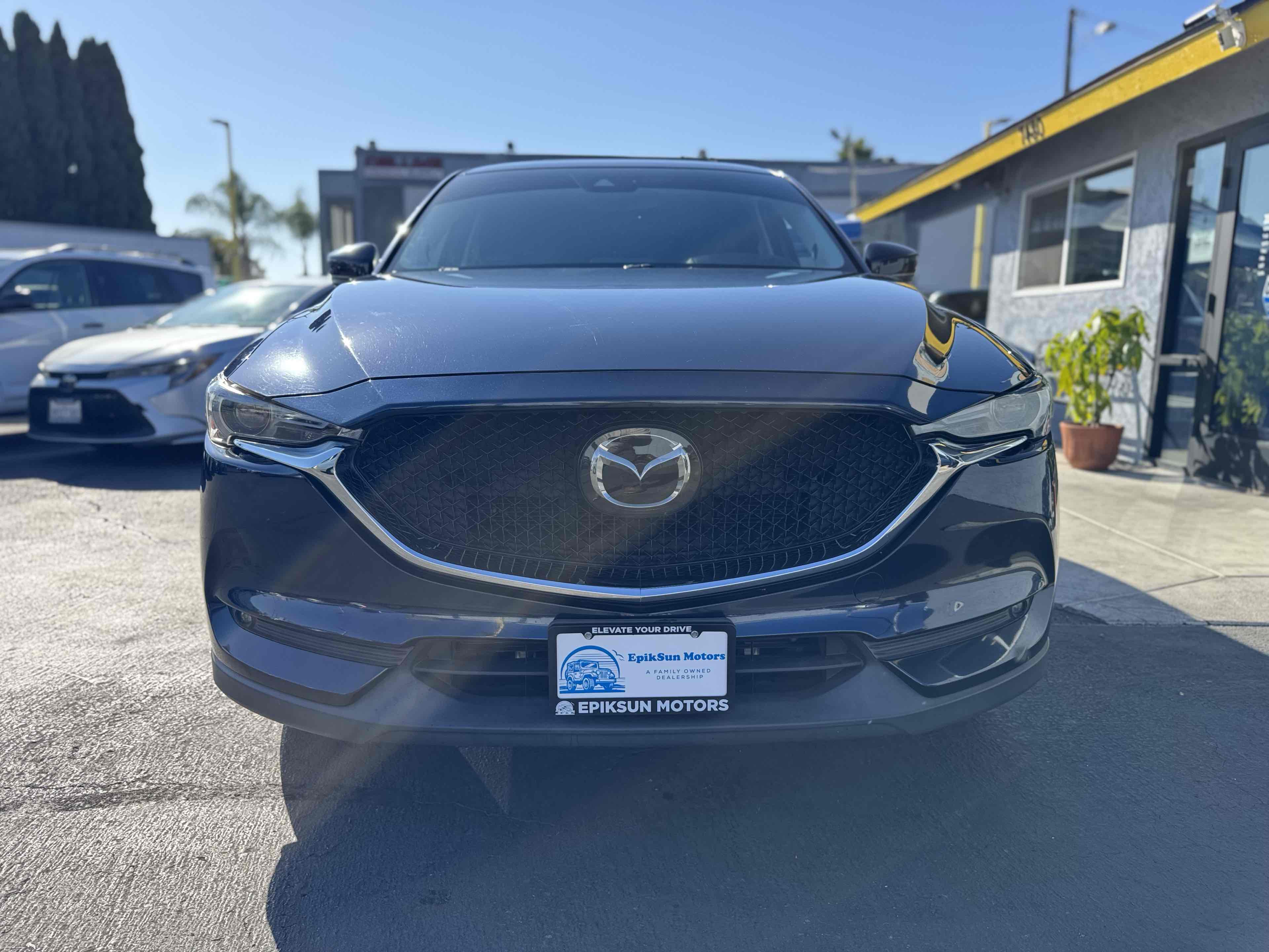 2018 Mazda CX-5 Grand Touring photo 2