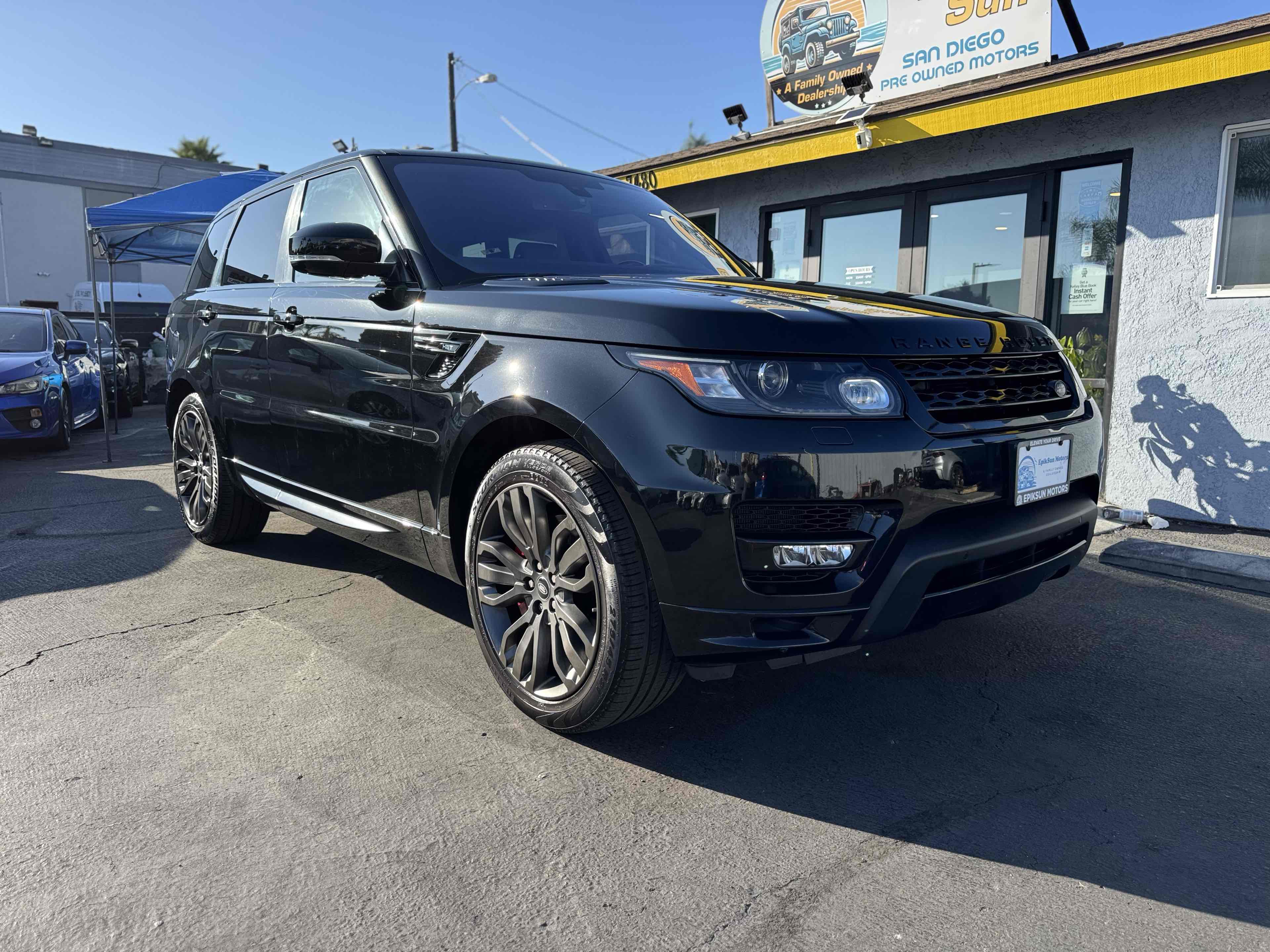 2016 Land Rover Range Rover Sport HSE photo 3